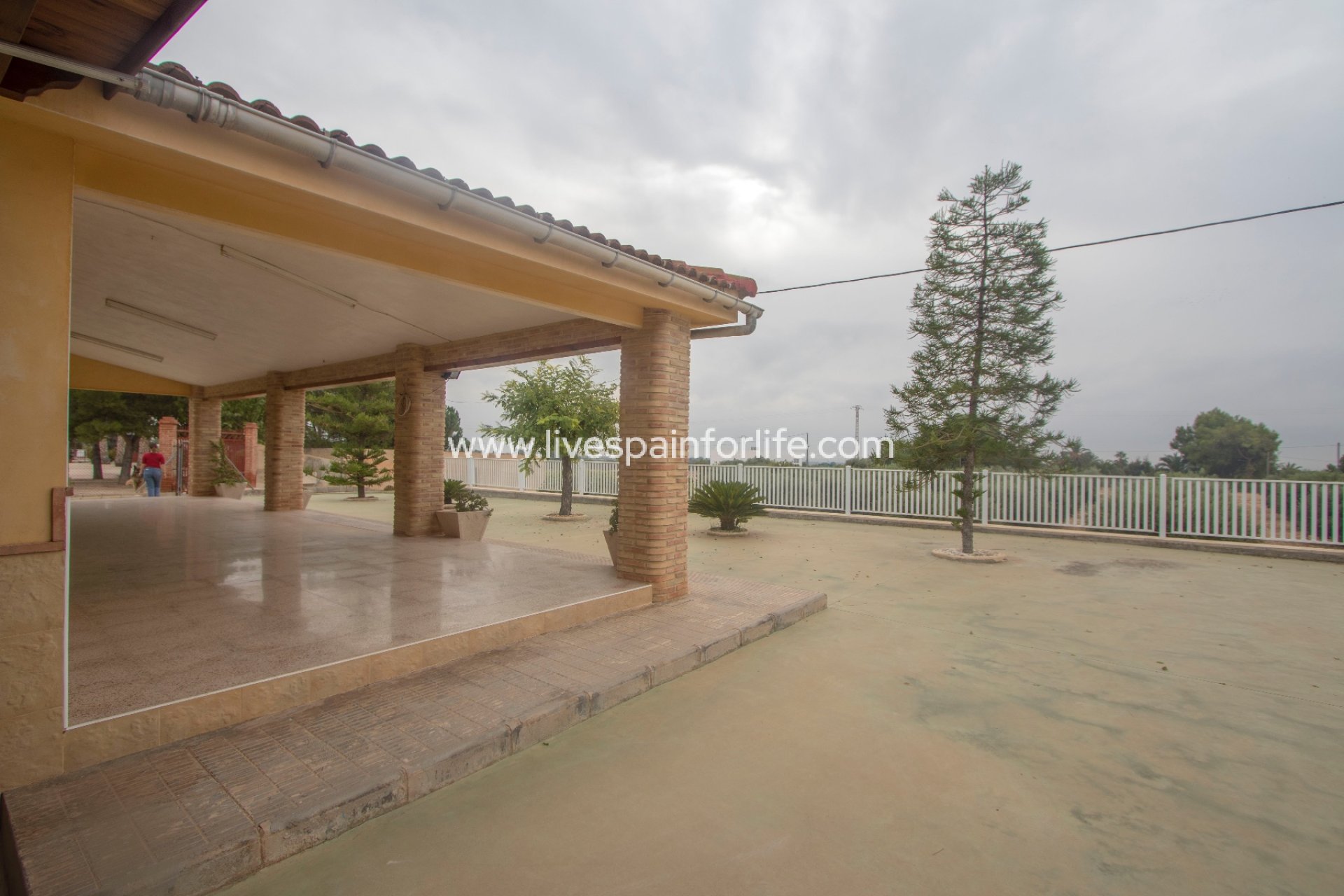 Resale - Country Property -
Albatera