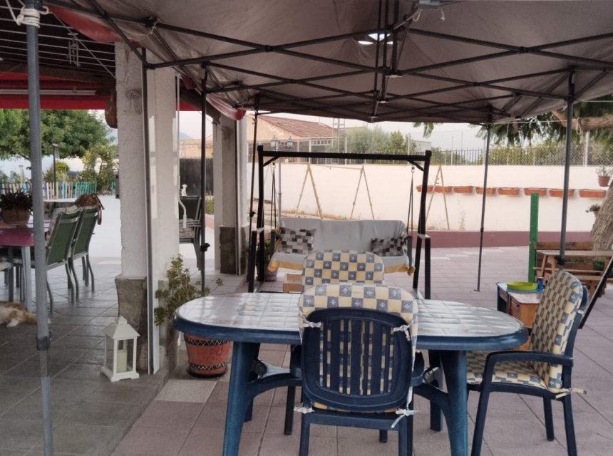 Resale - Country Property -
Albatera