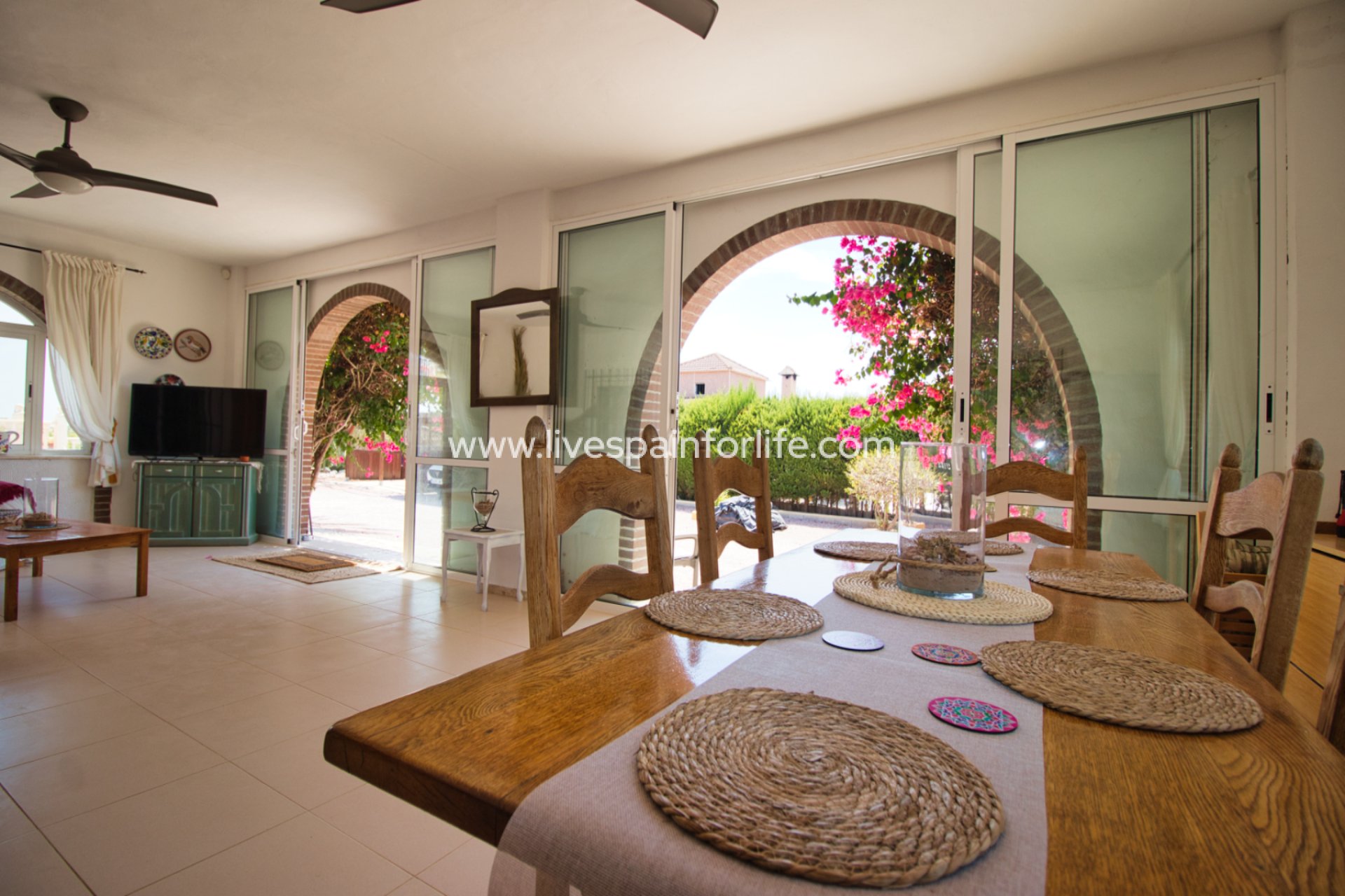 Resale - Country Property -
Albatera