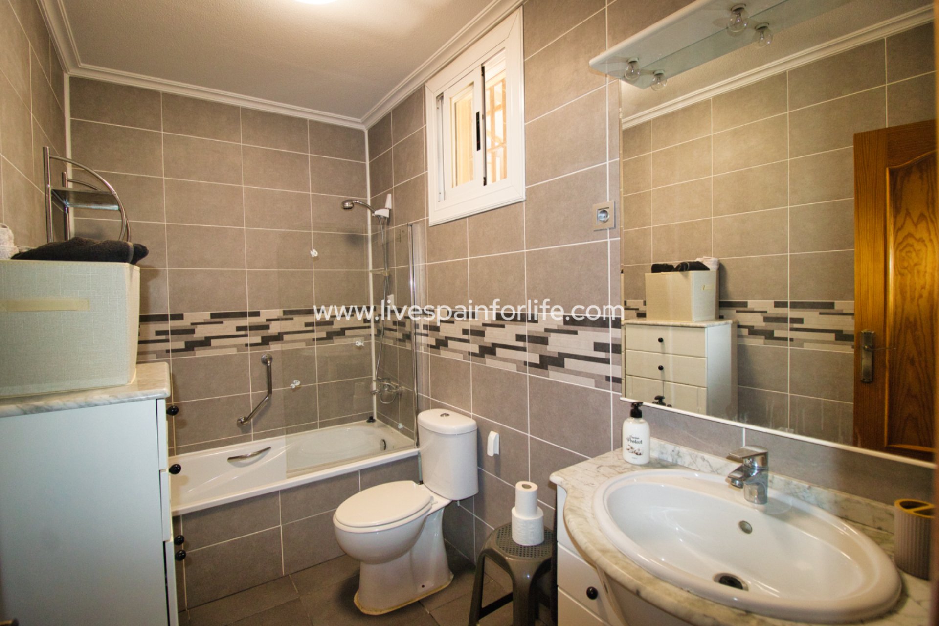 Resale - Country Property -
Albatera