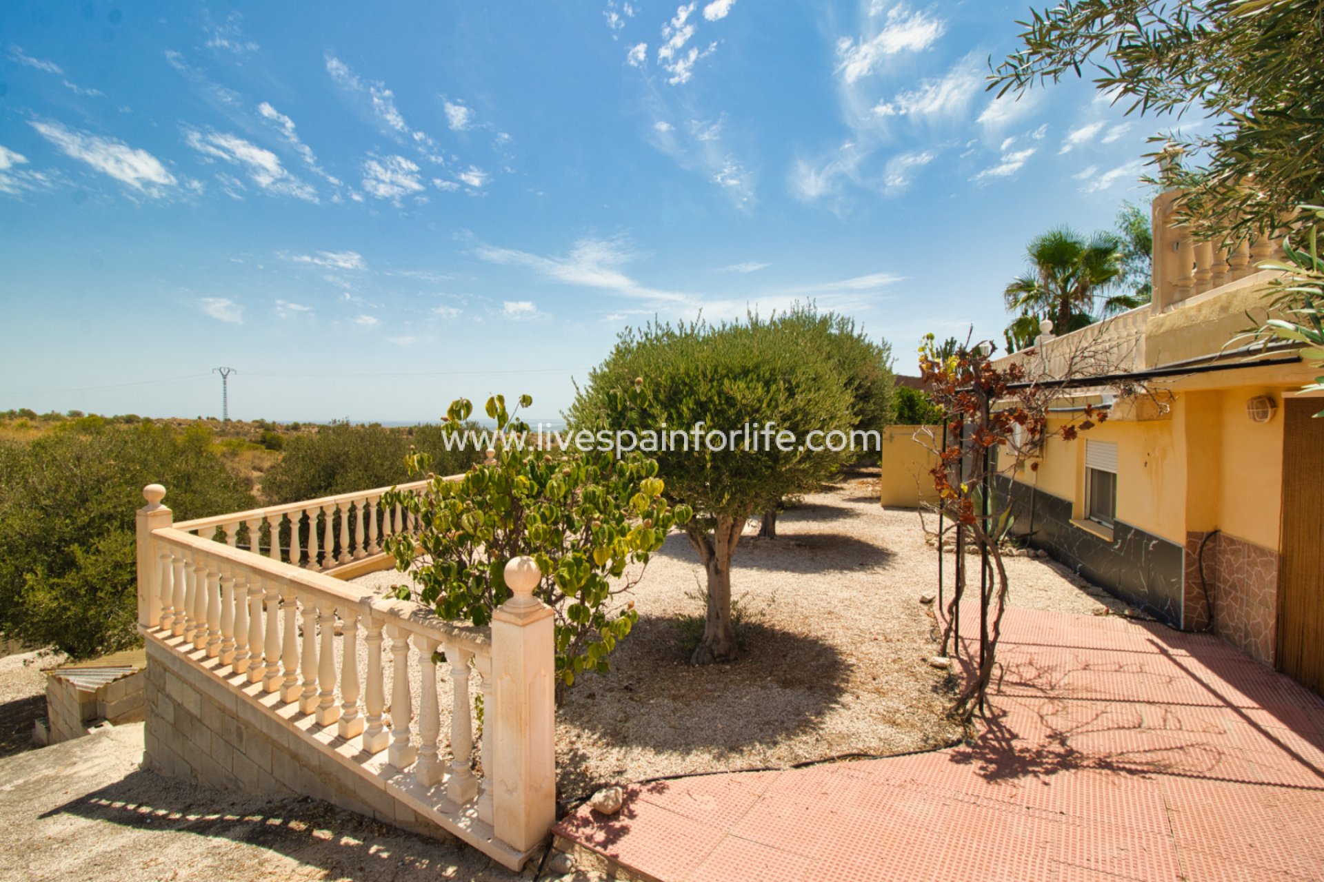 Resale - Country Property -
Albatera