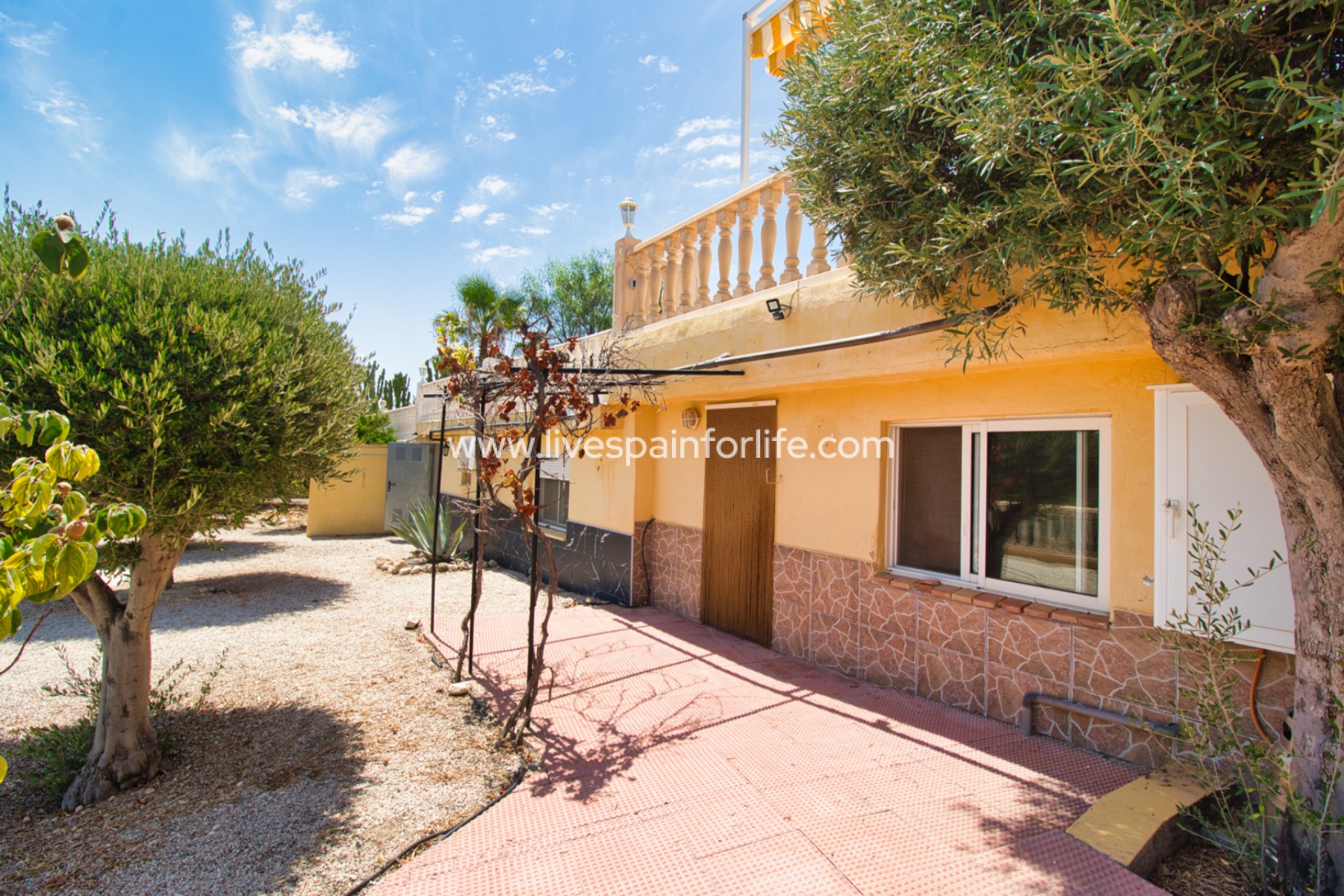 Resale - Country Property -
Albatera