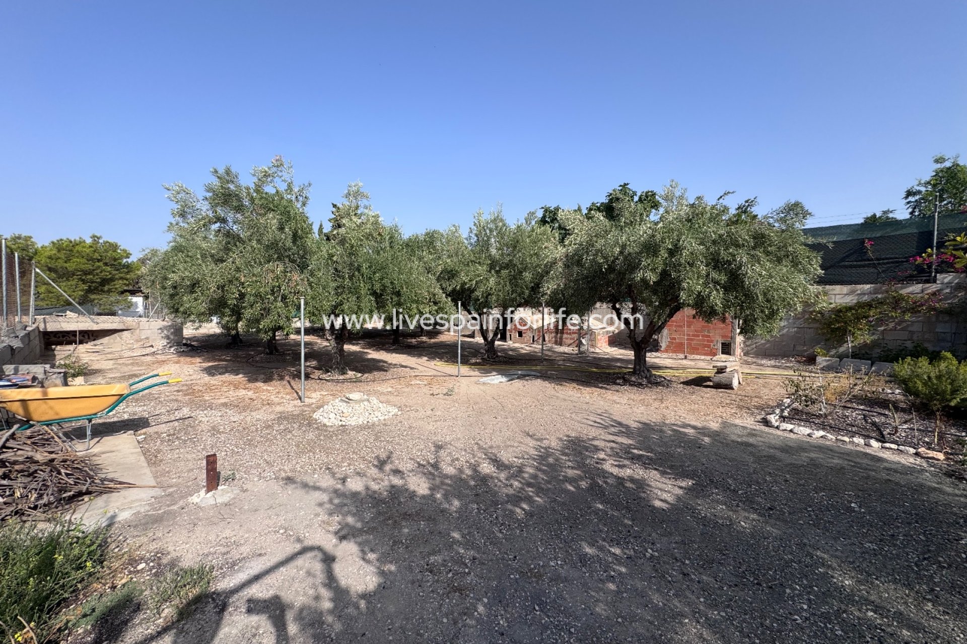Resale - Country Property -
Albatera