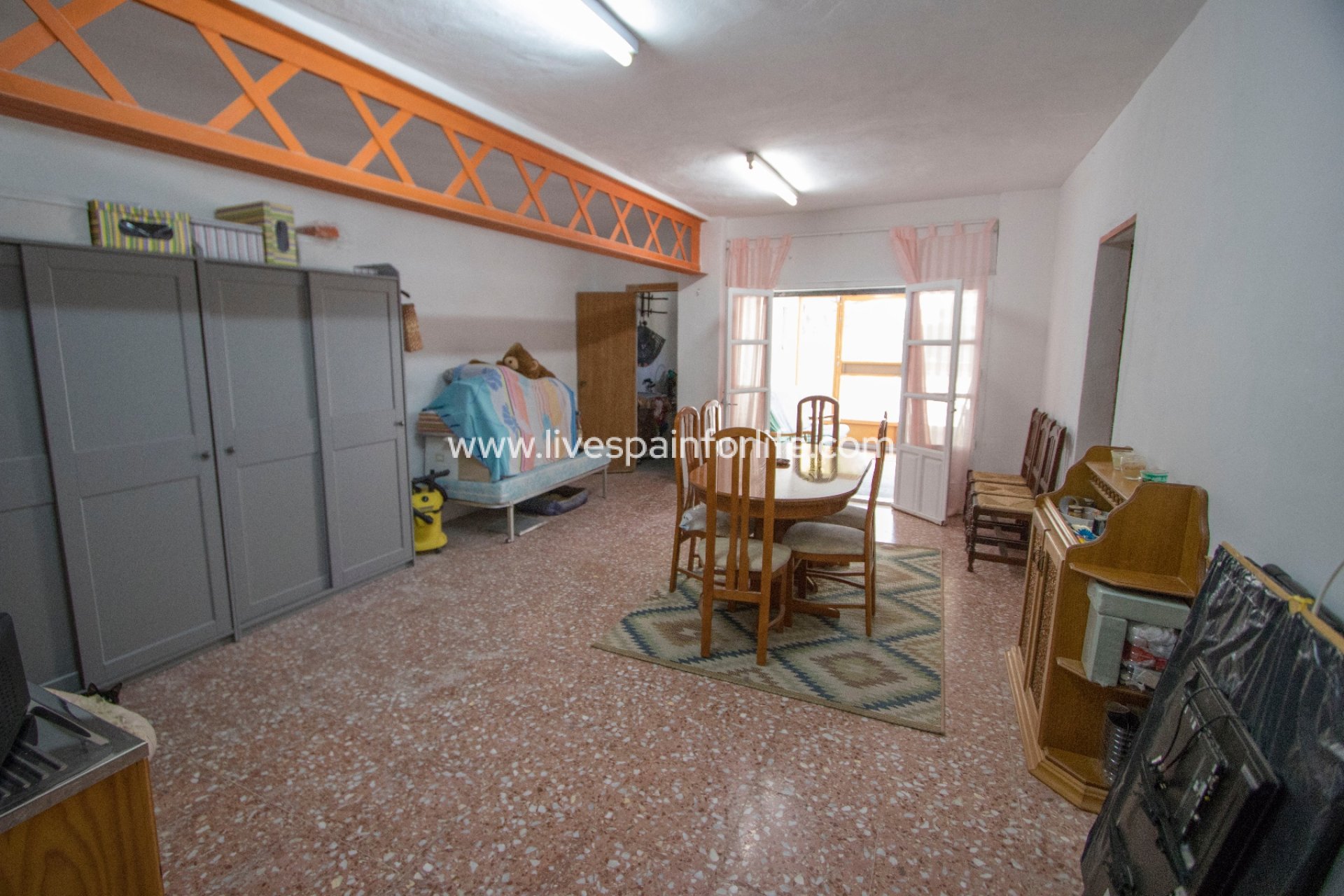 Resale - Country Property -
Albatera