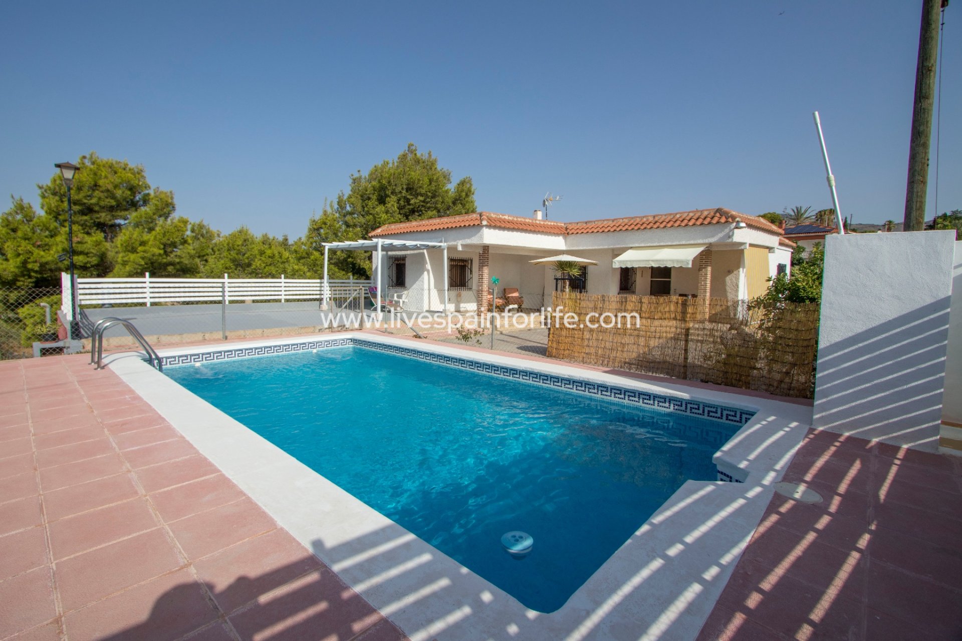 Resale - Country Property -
Albatera