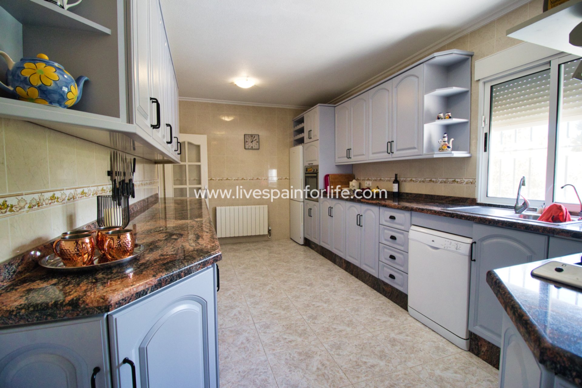 Resale - Country Property -
Albatera