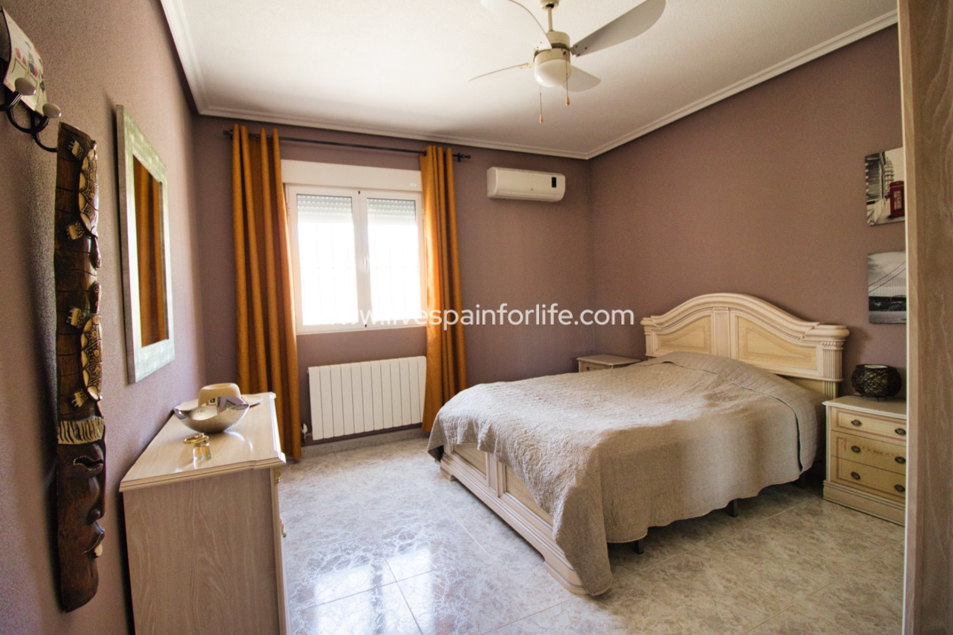 Resale - Country Property -
Albatera