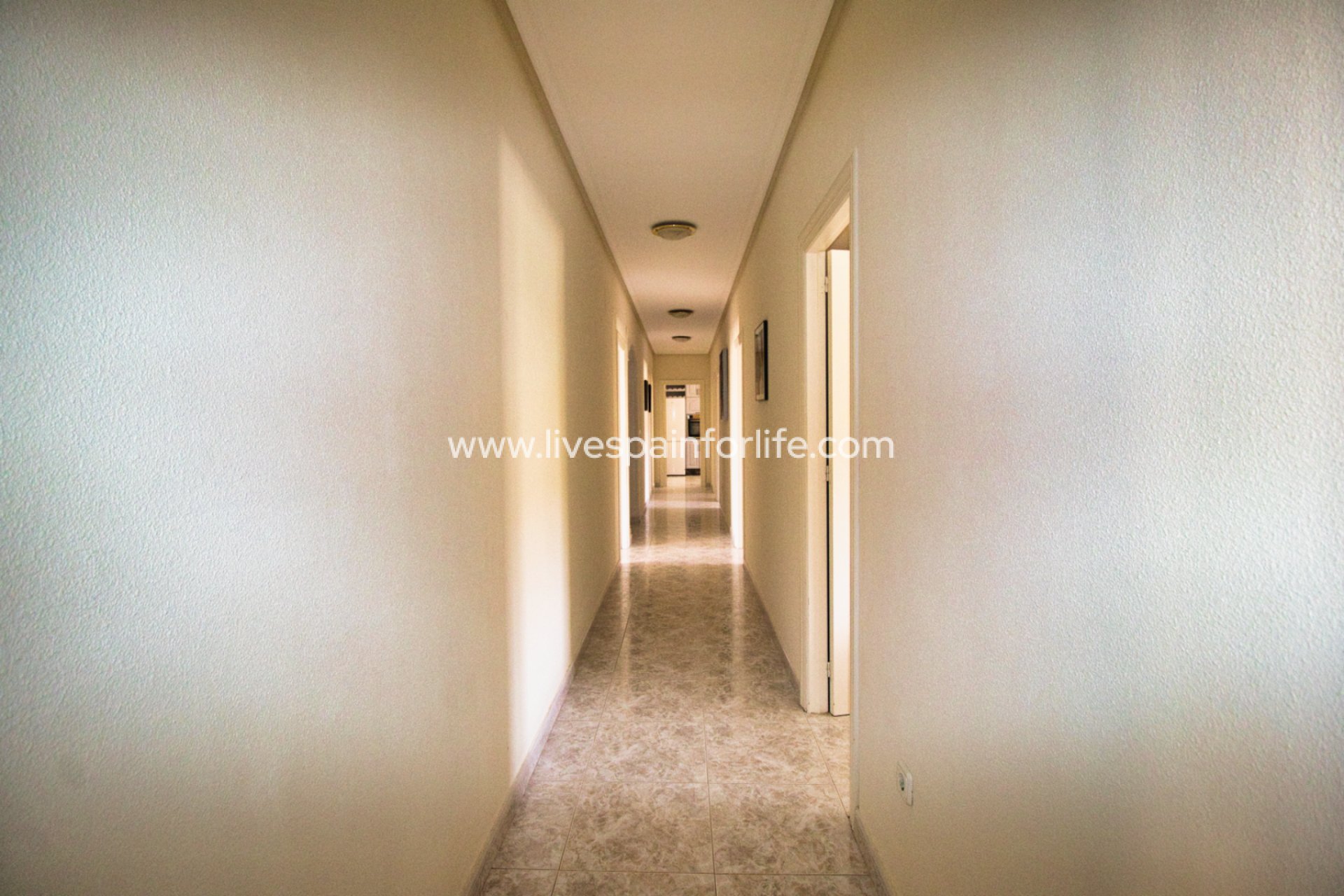 Resale - Country Property -
Albatera