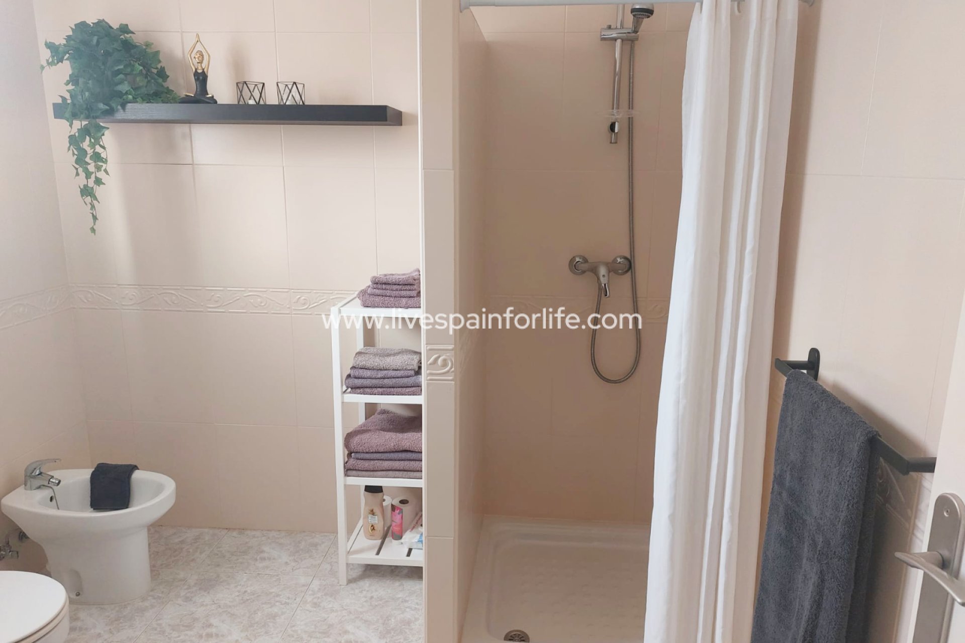 Resale - Country Property -
Albatera