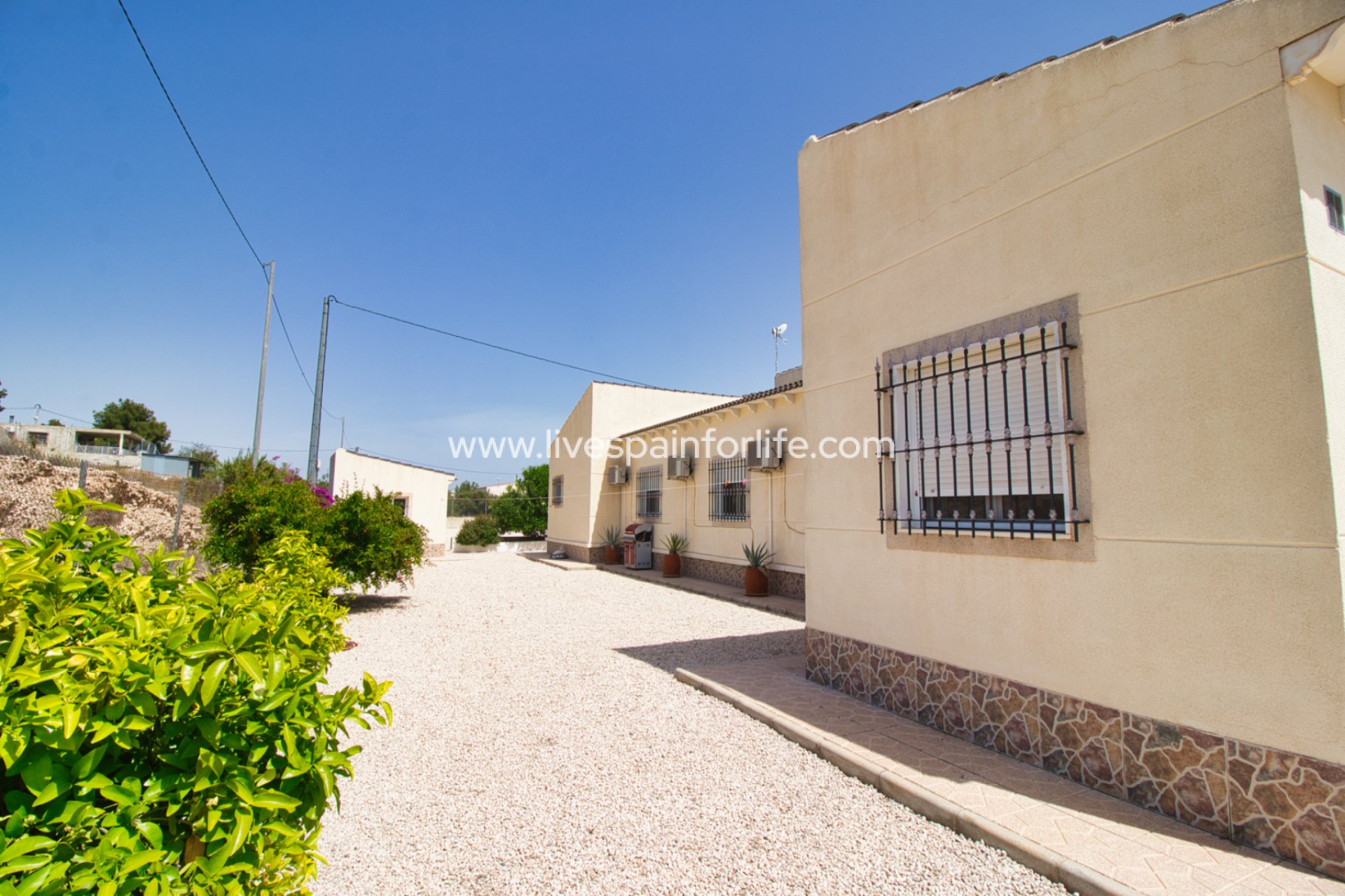 Resale - Country Property -
Albatera