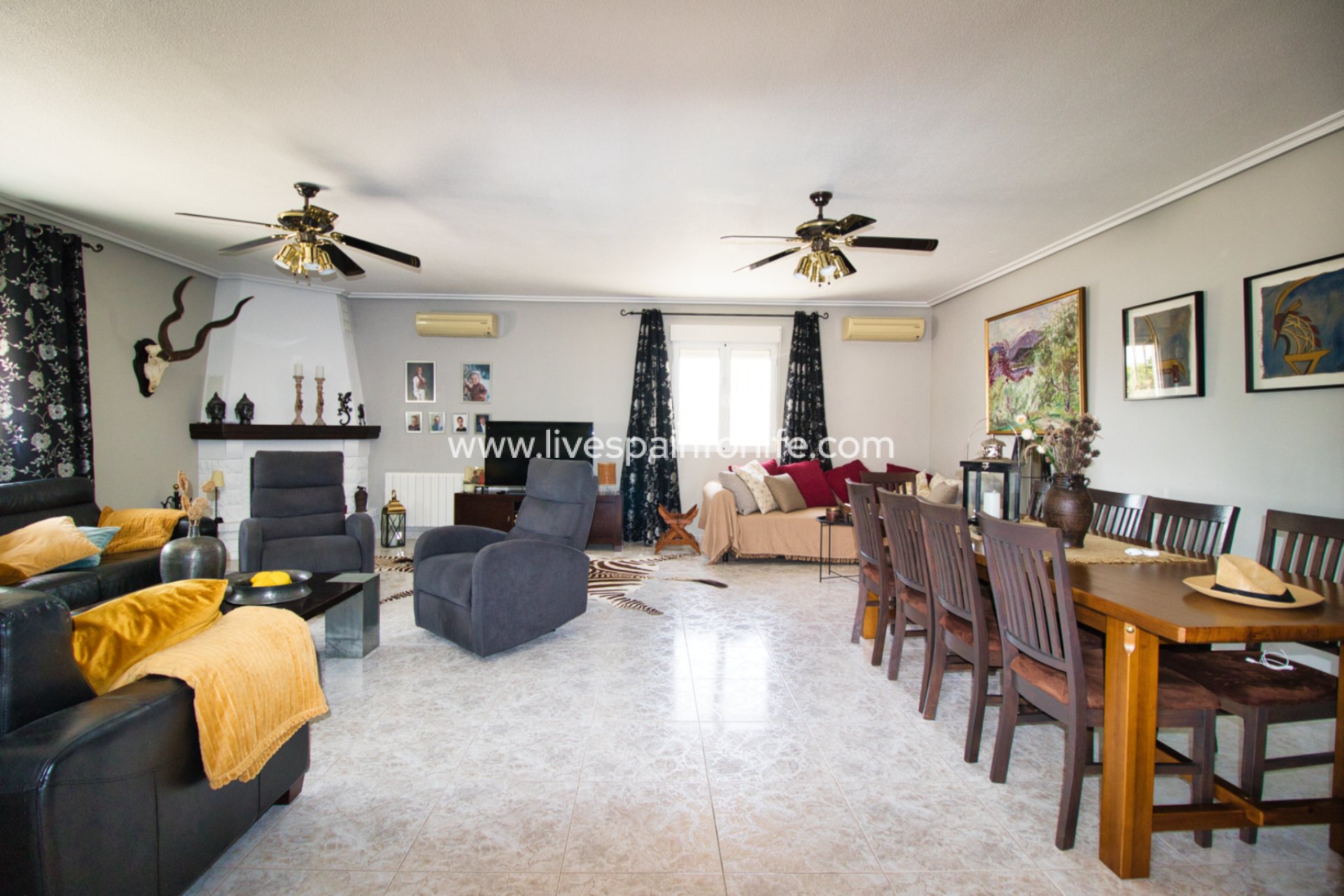 Resale - Country Property -
Albatera