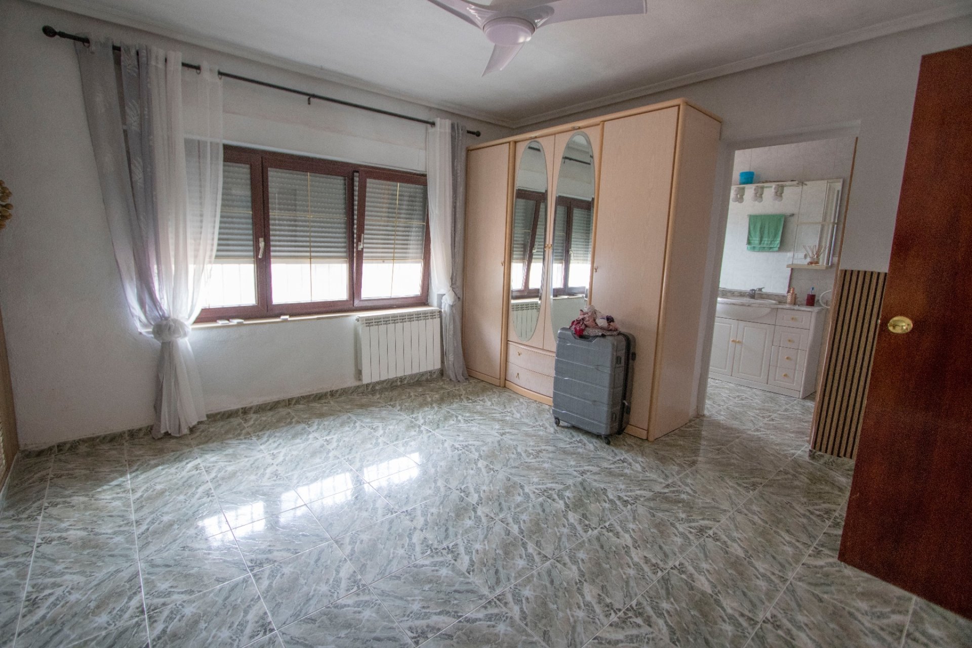 Resale - Country Property -
Albatera