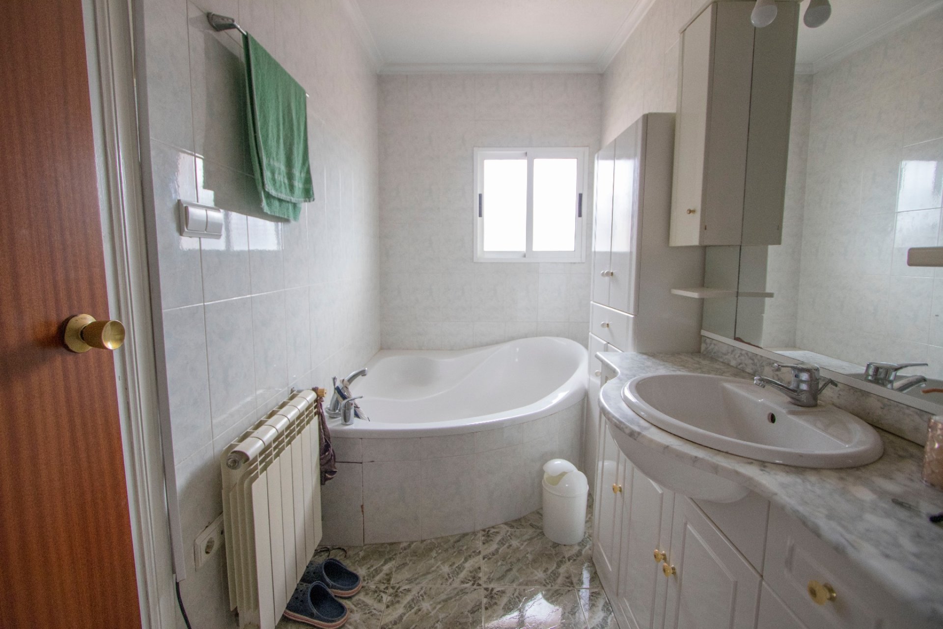 Resale - Country Property -
Albatera