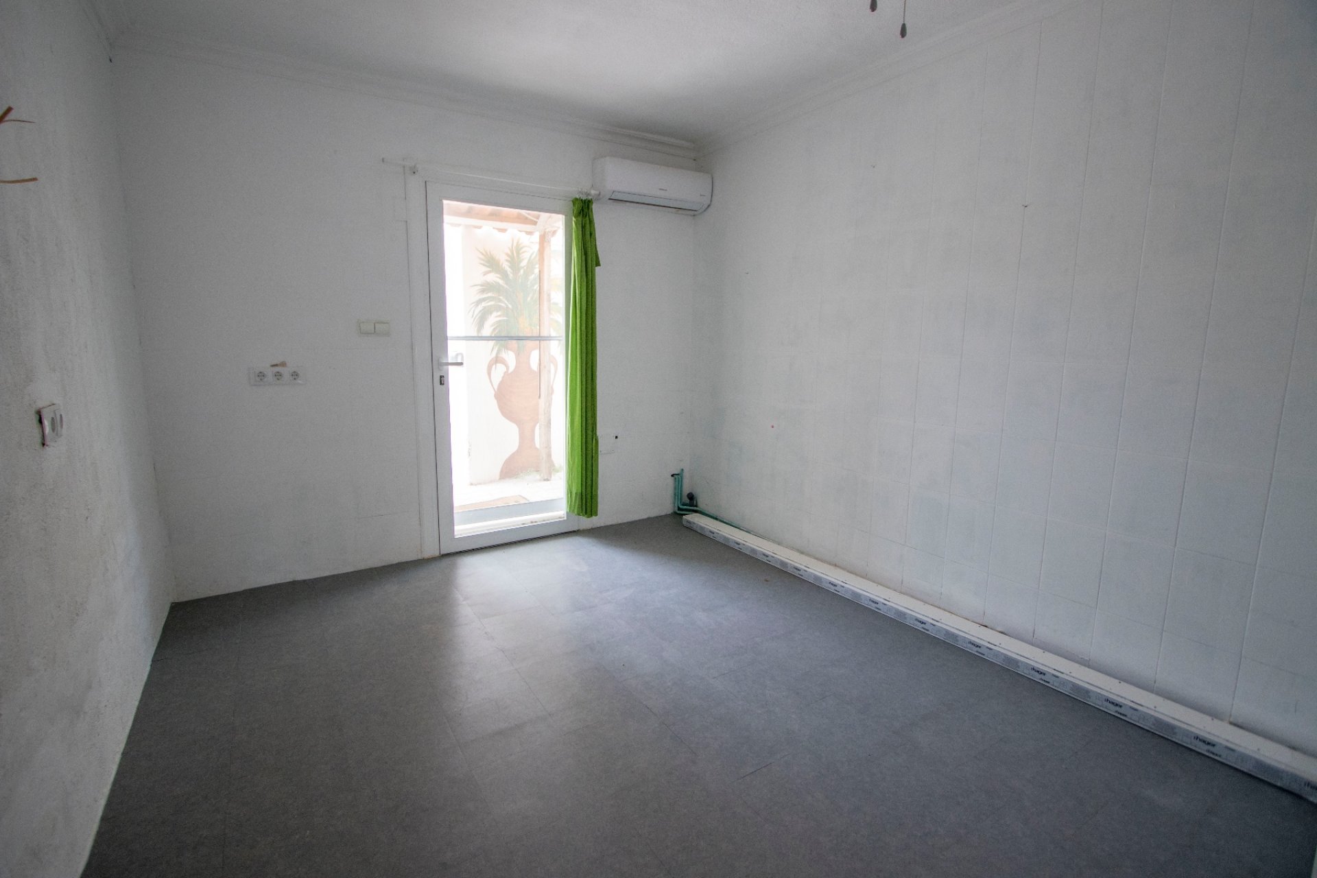 Resale - Country Property -
Albatera