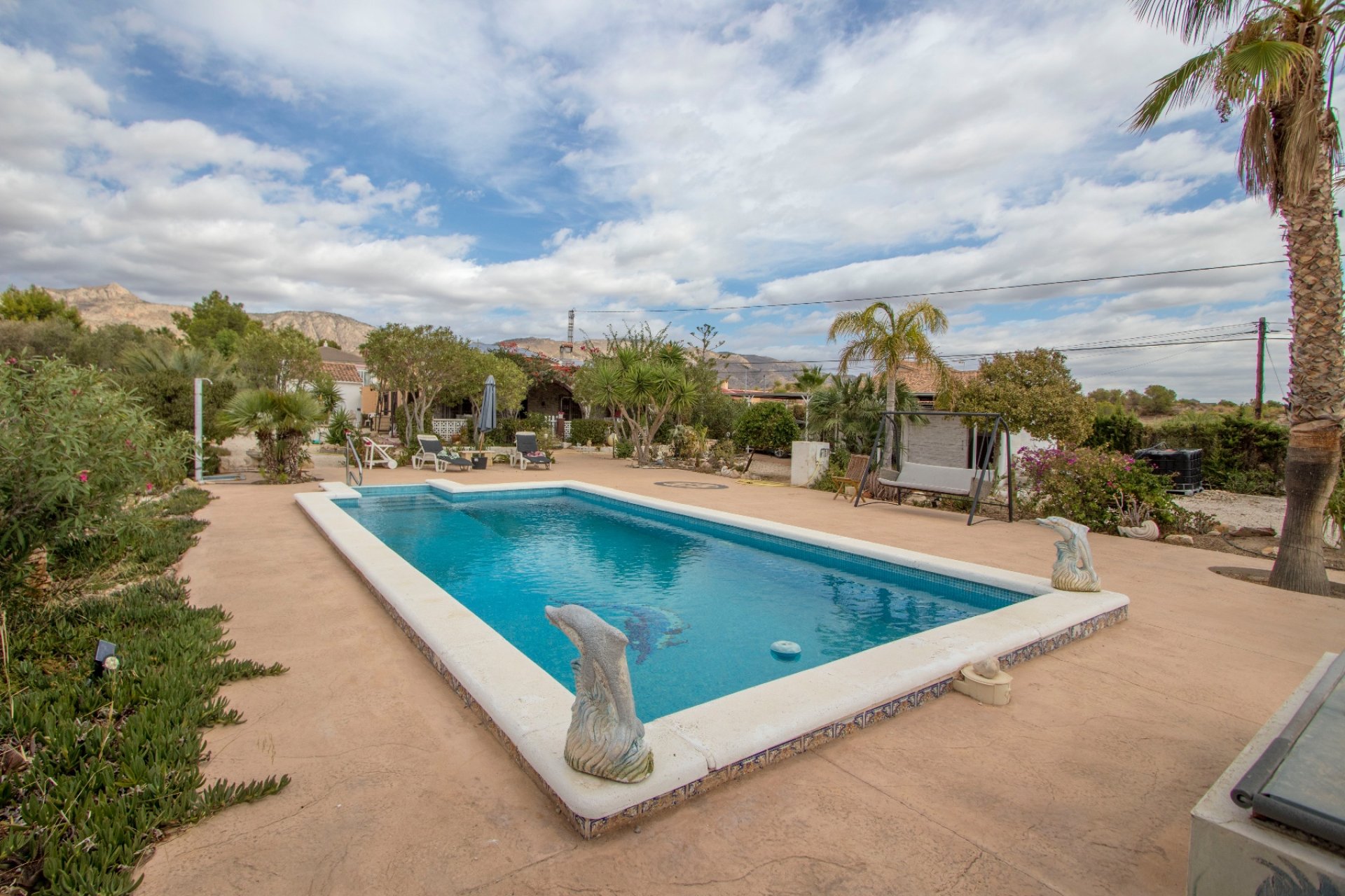 Resale - Country Property -
Albatera