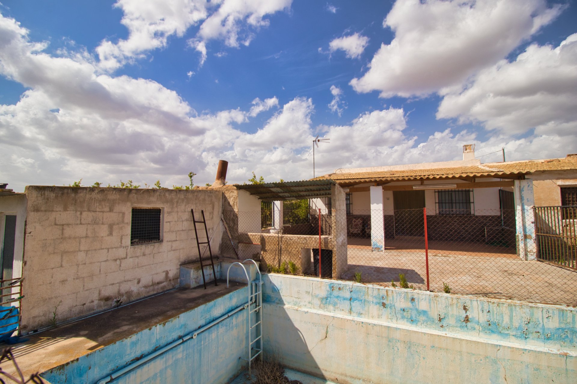 Resale - Country Property -
Albatera