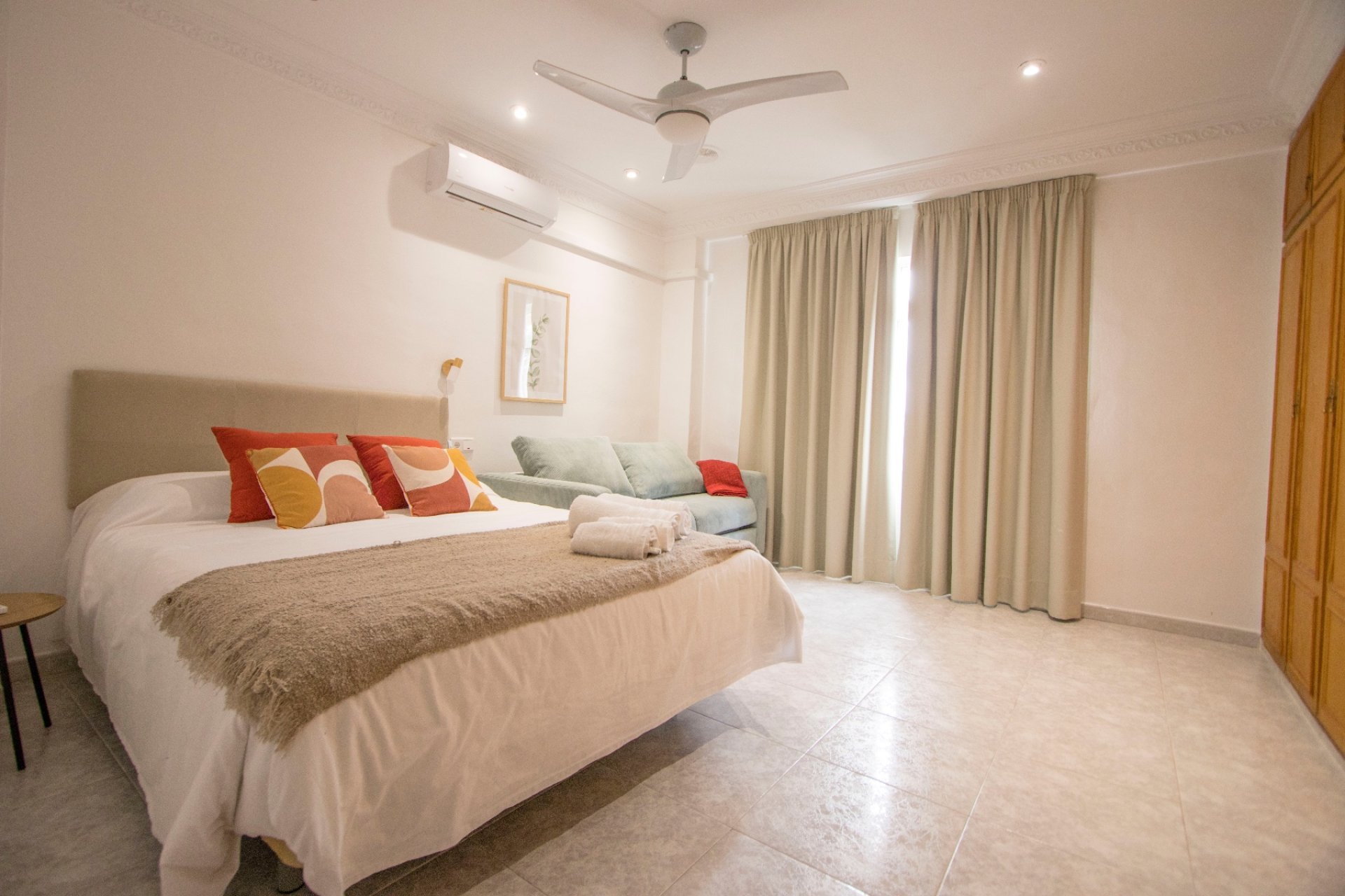 Resale - Country Property -
Albatera