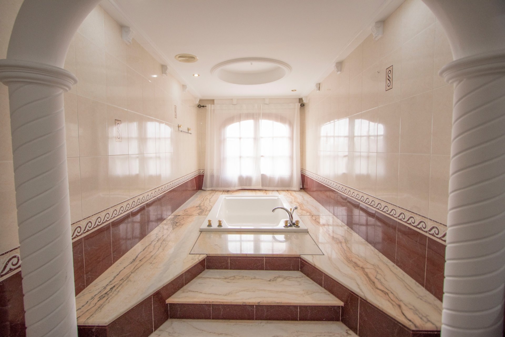 Resale - Country Property -
Albatera