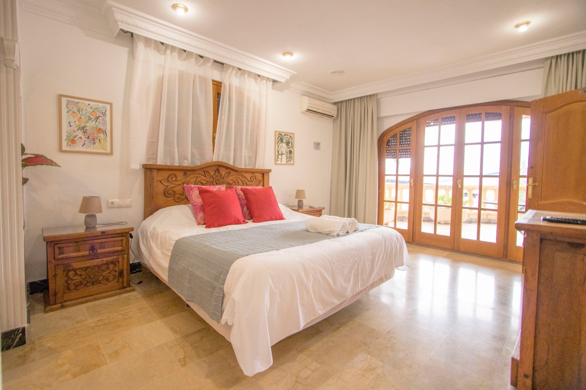 Resale - Country Property -
Albatera