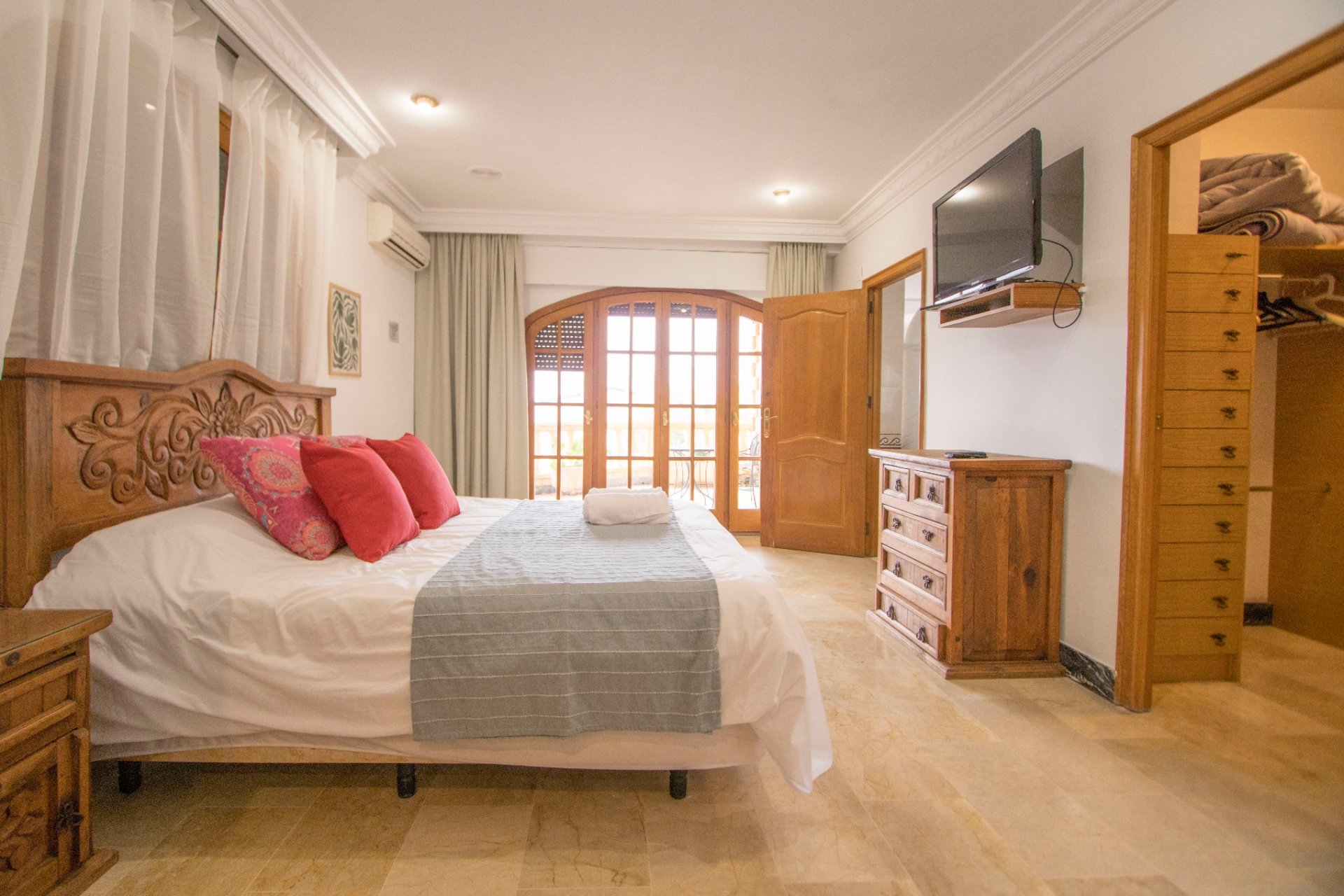 Resale - Country Property -
Albatera