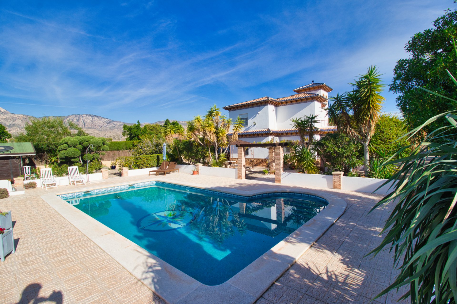 Resale - Country Property -
Albatera