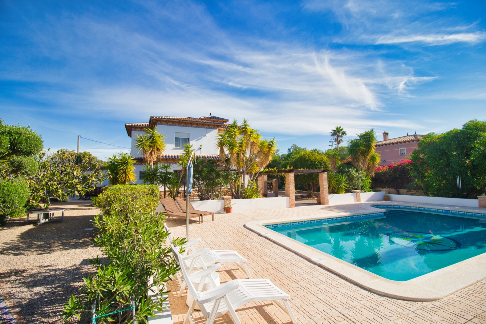 Resale - Country Property -
Albatera