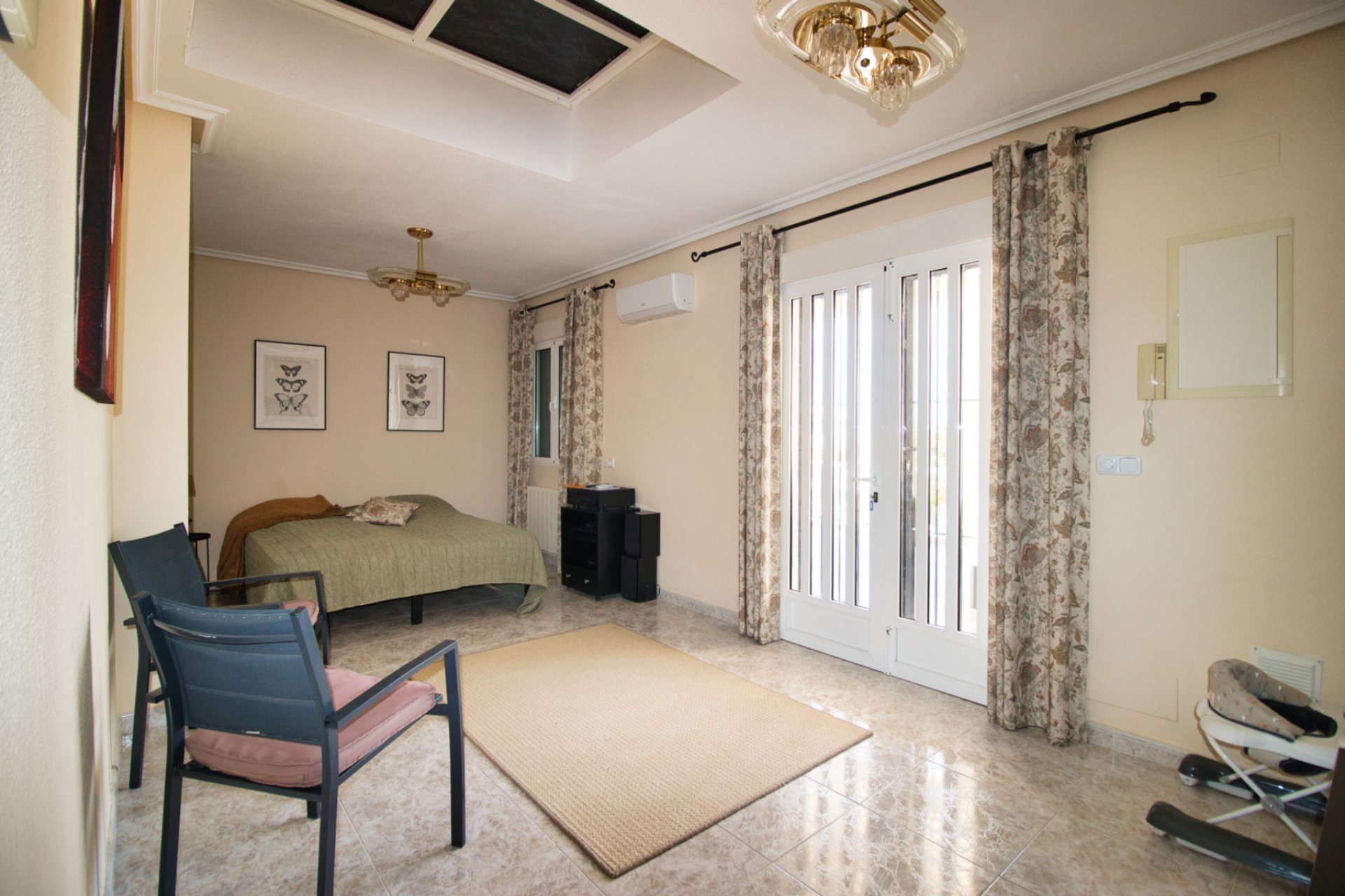 Resale - Country Property -
Albatera