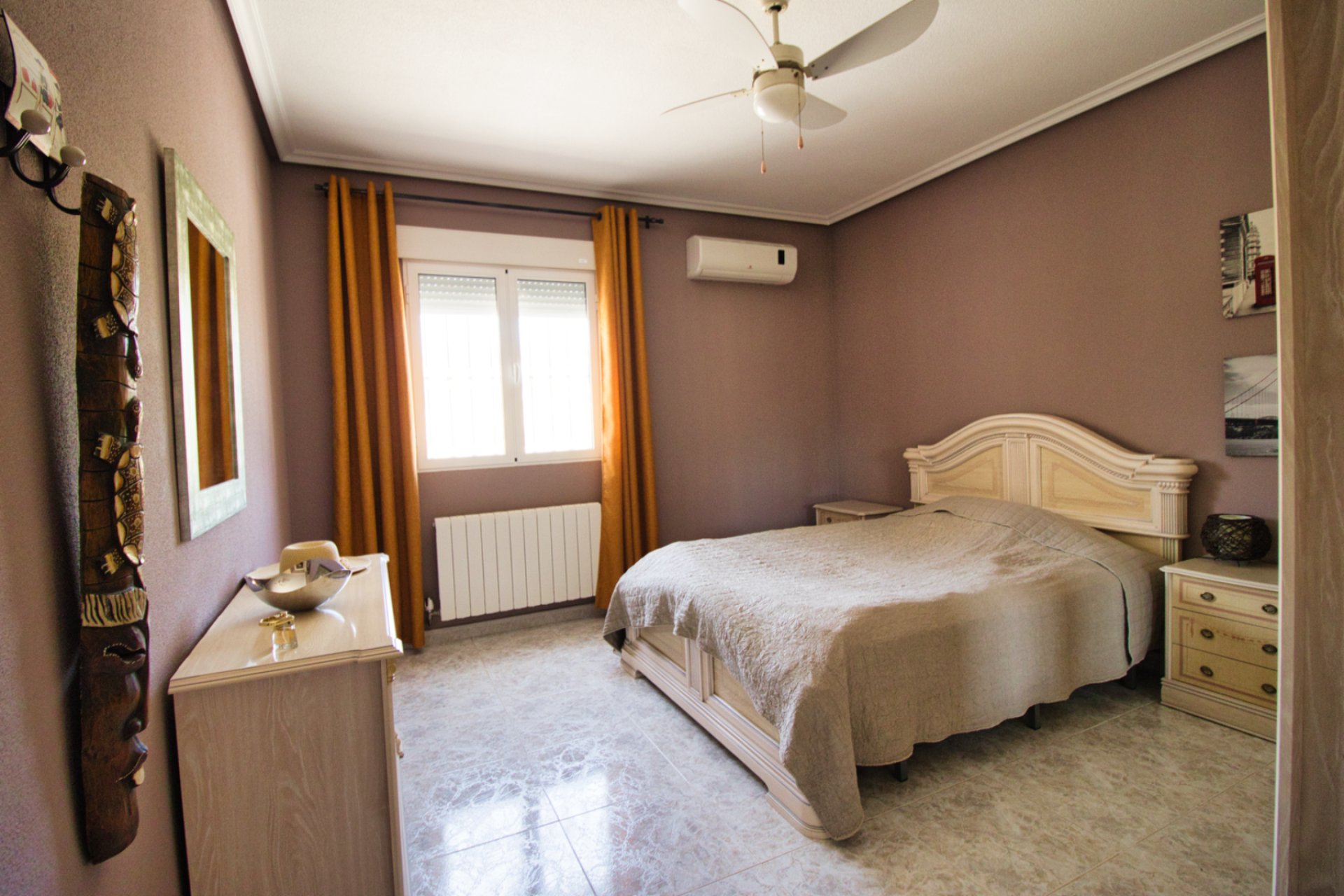 Resale - Country Property -
Albatera