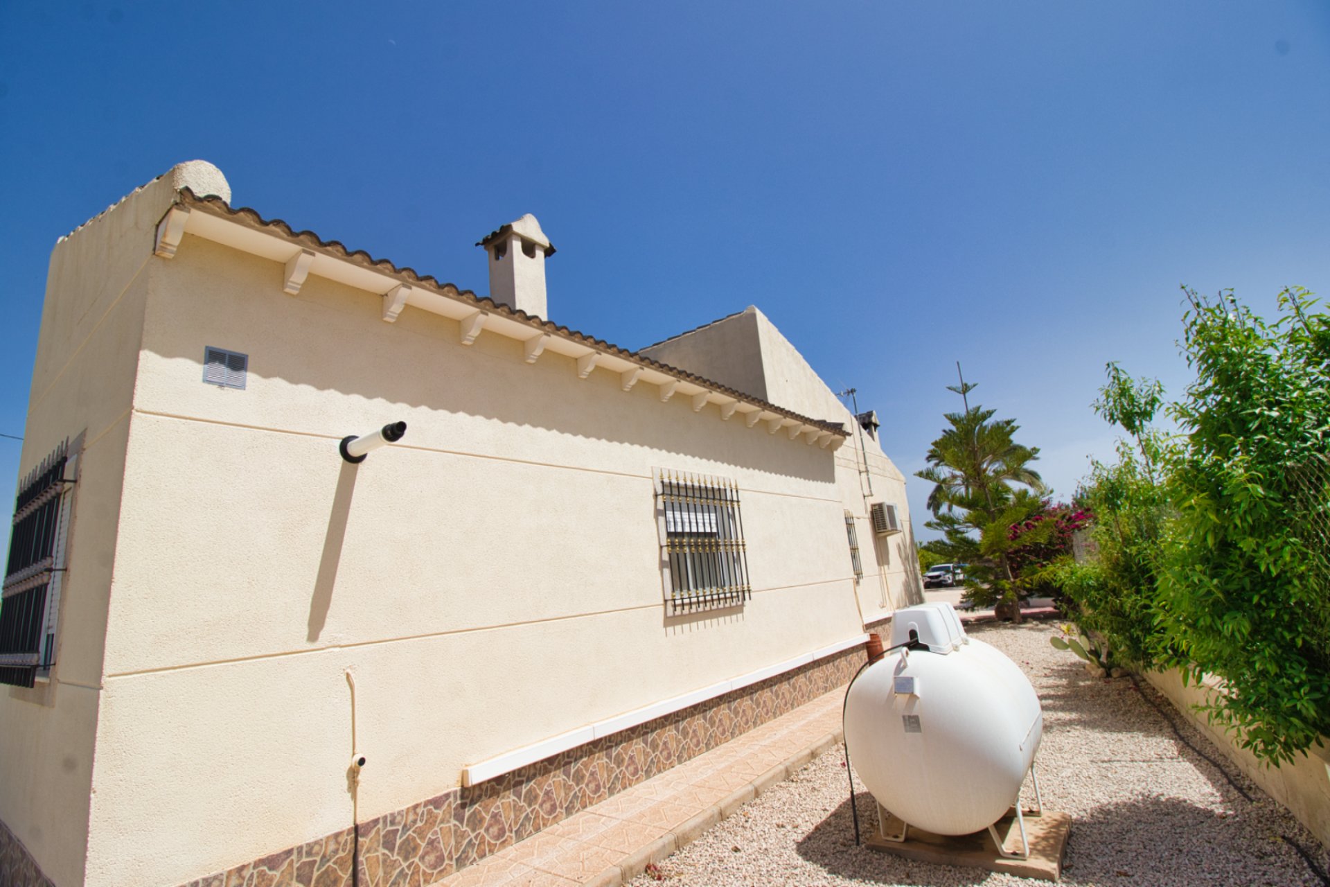 Resale - Country Property -
Albatera