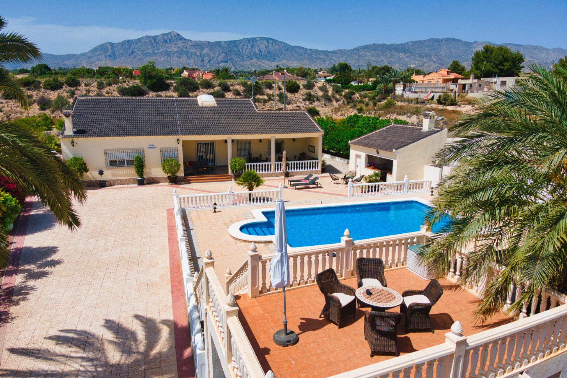 Resale - Country Property -
Albatera