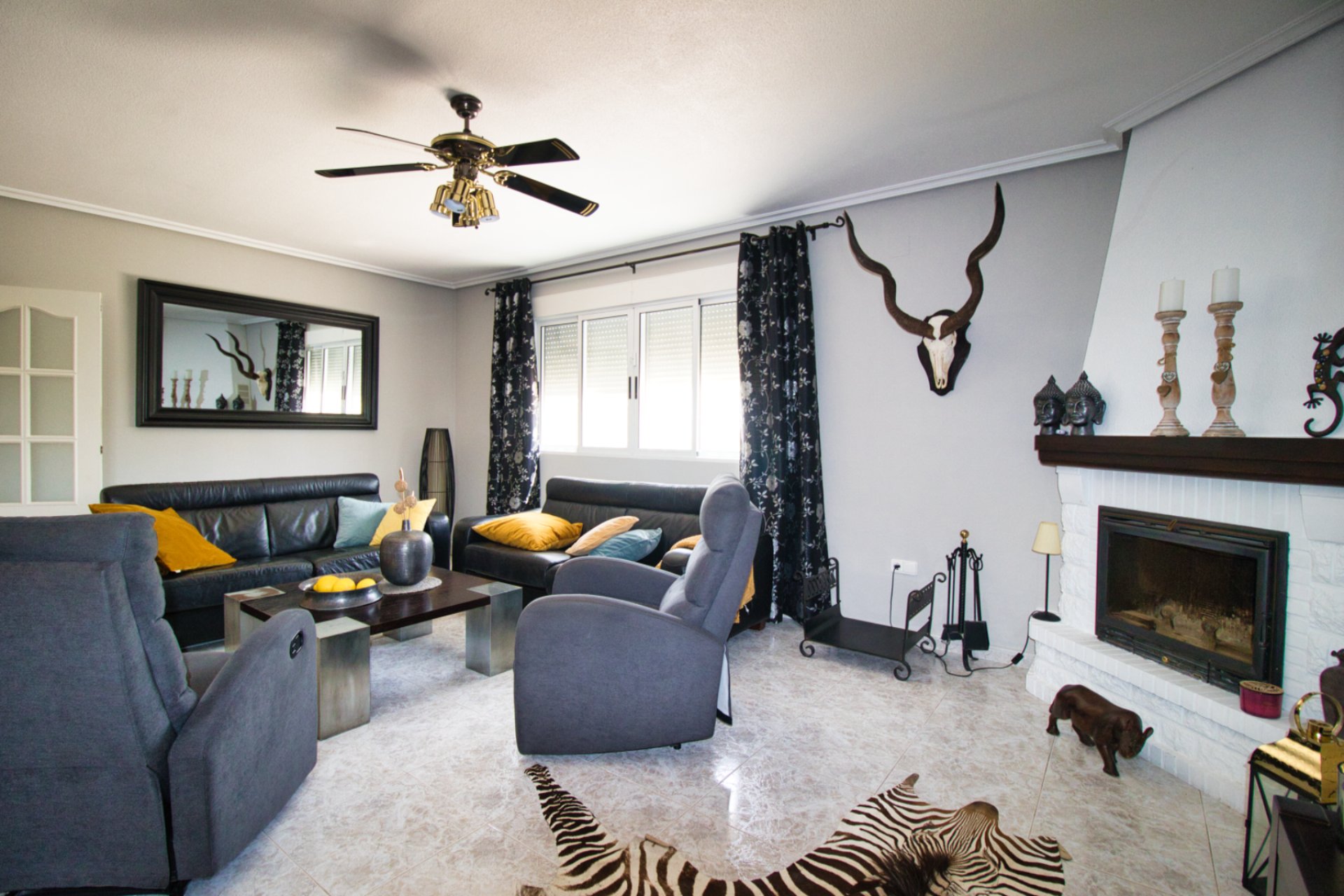 Resale - Country Property -
Albatera