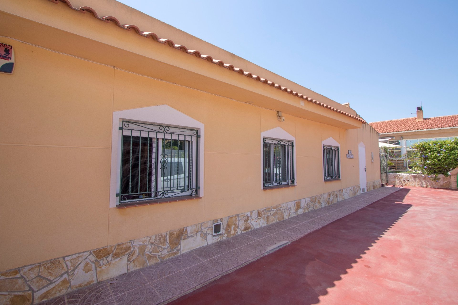 Resale - Country Property -
Albatera