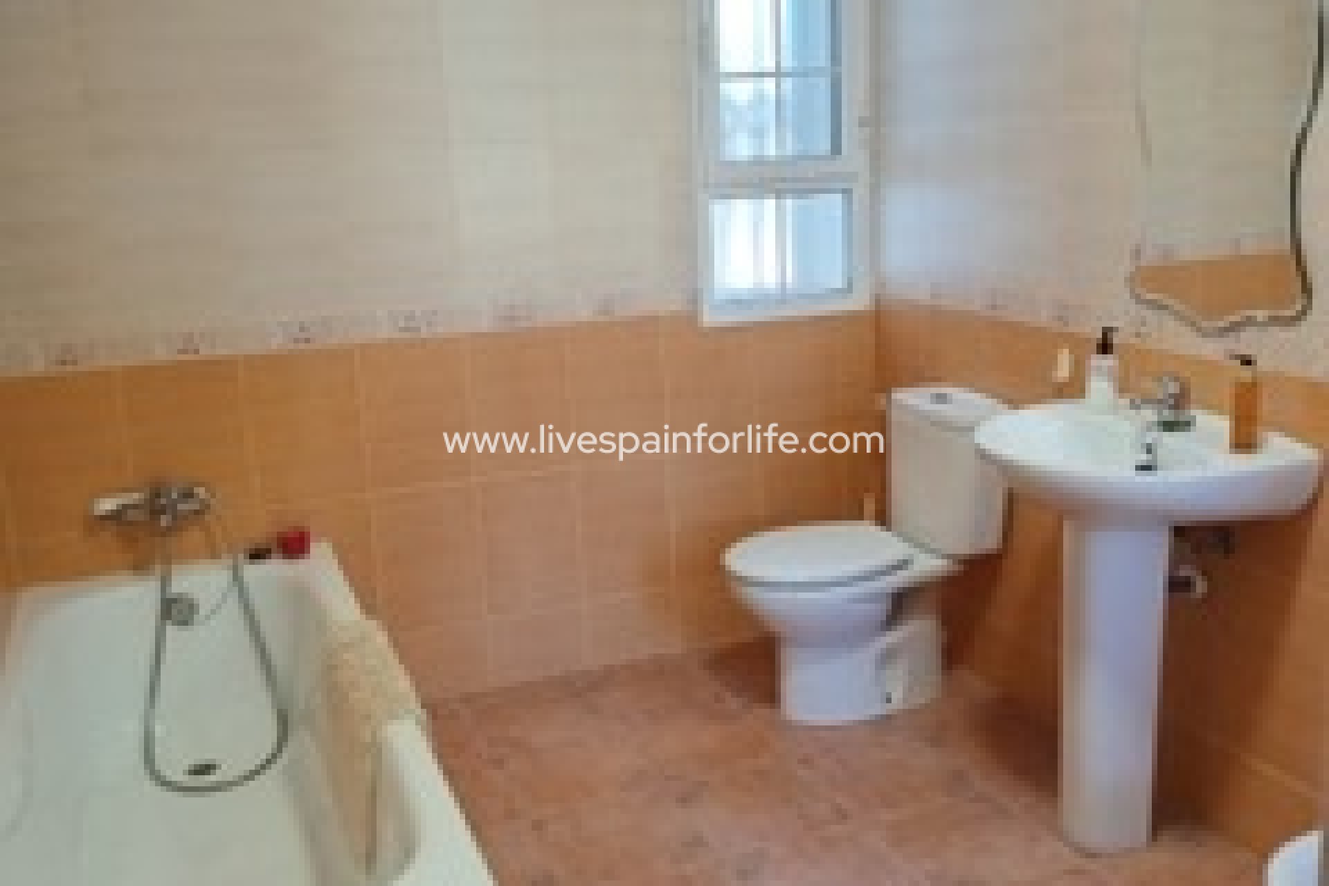 Resale - Country Property -
Albatera