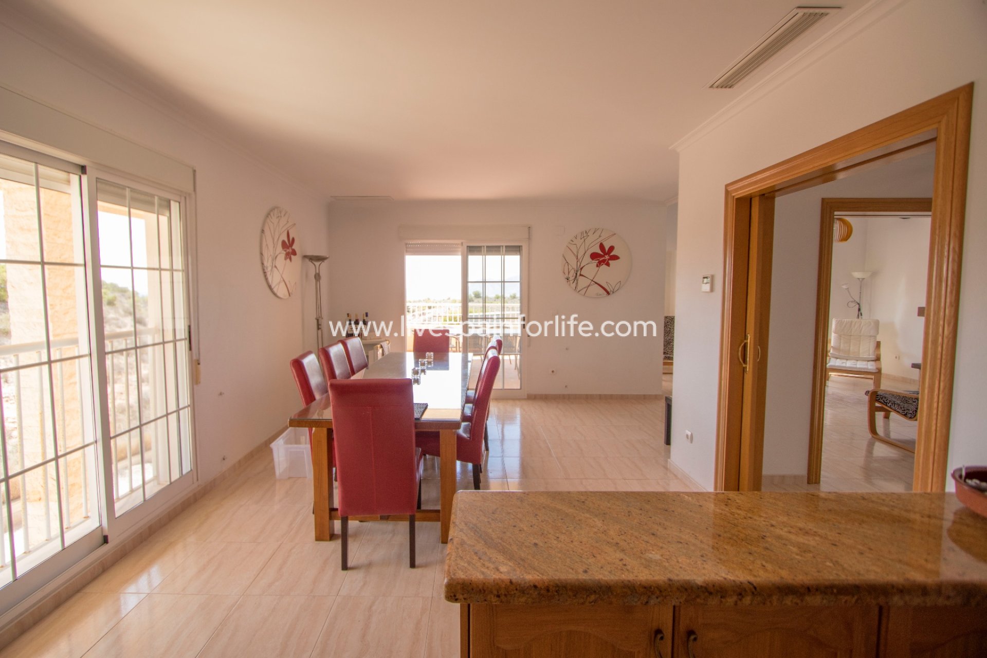 Resale - Country Property -
Albatera