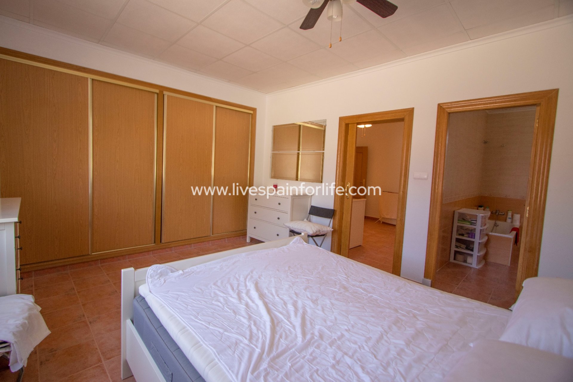 Resale - Country Property -
Albatera