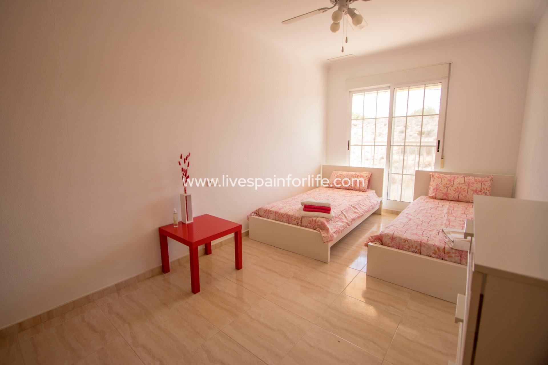 Resale - Country Property -
Albatera