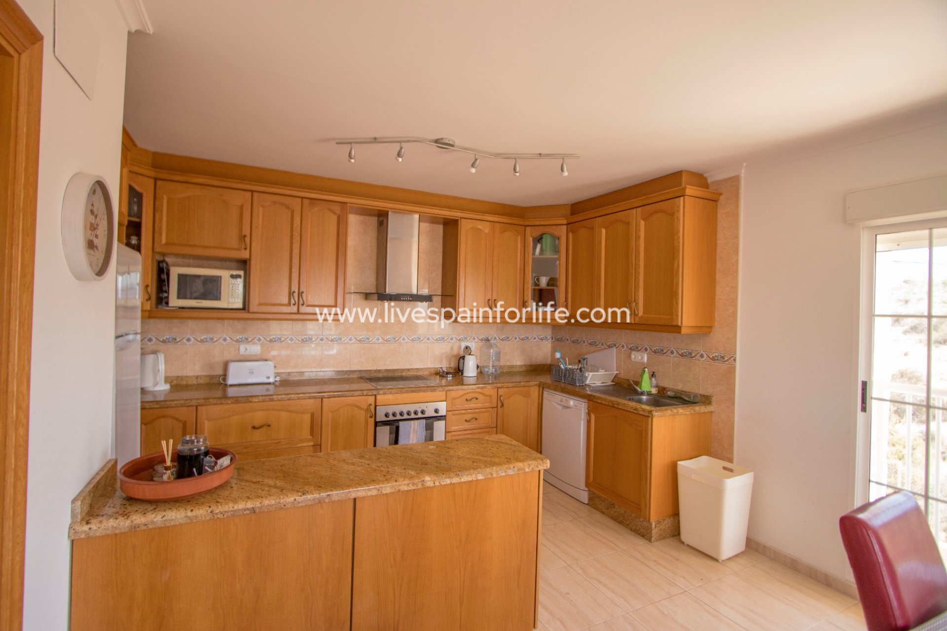 Resale - Country Property -
Albatera