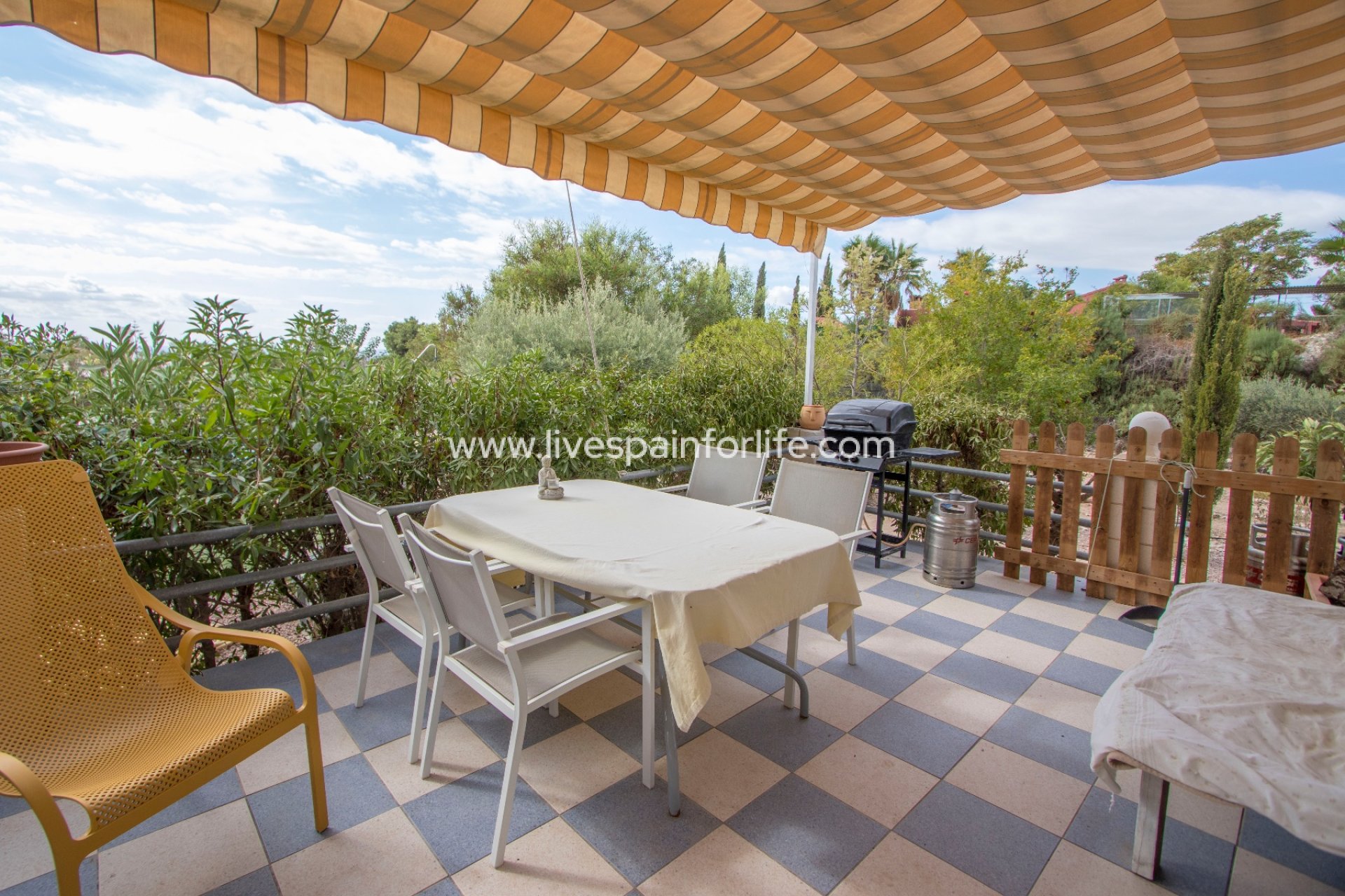 Resale - Country Property -
Albatera