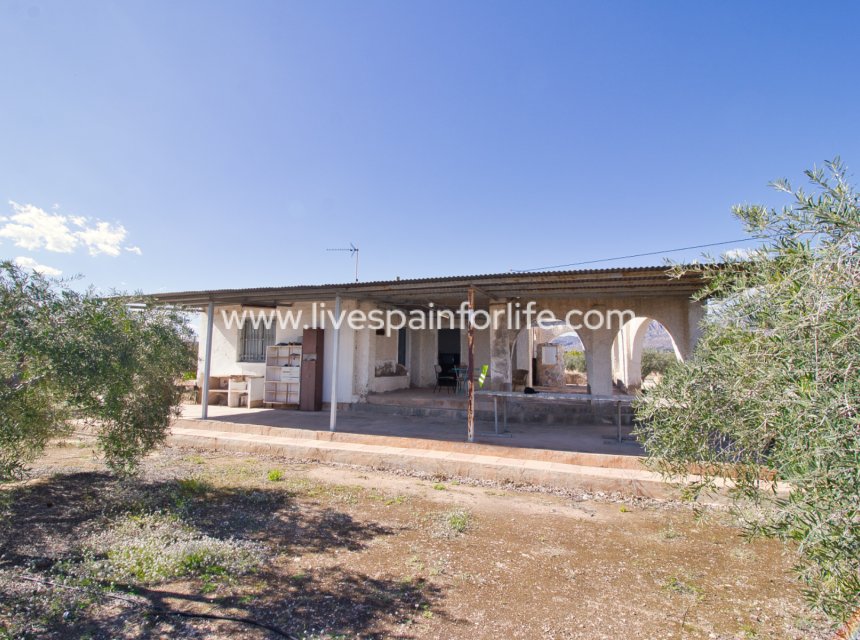 Resale - Country Property -
Albatera