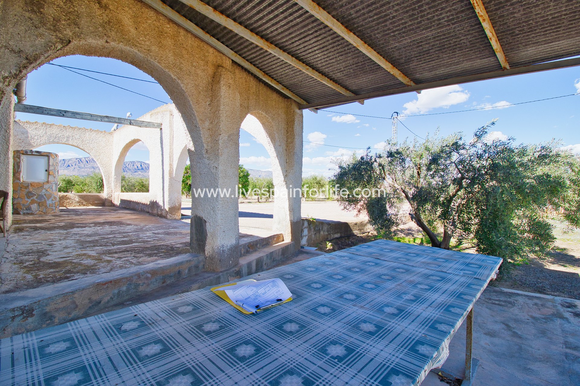 Resale - Country Property -
Albatera