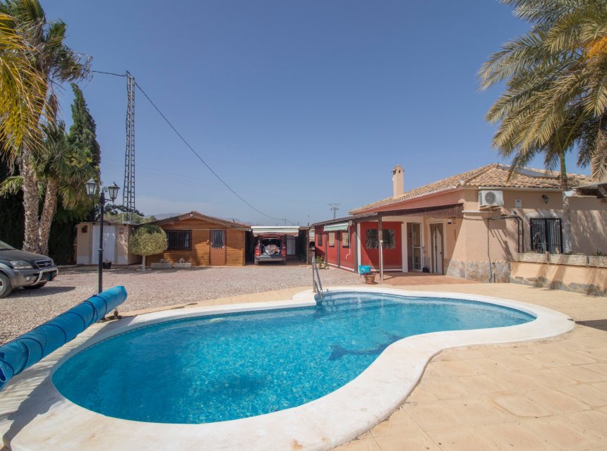 Resale - Country Property -
Albatera