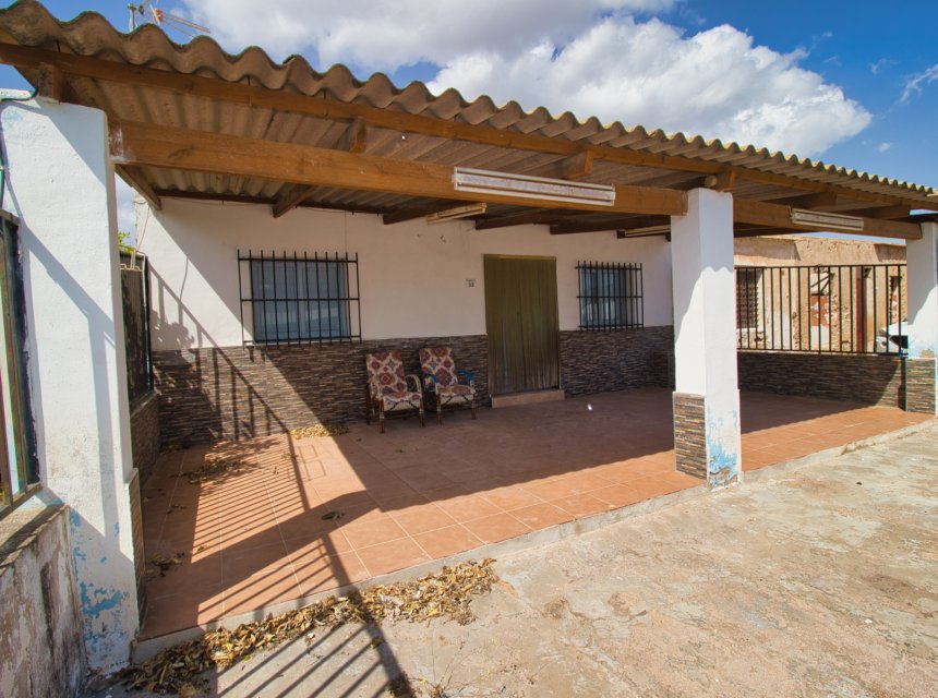 Resale - Country Property -
Albatera