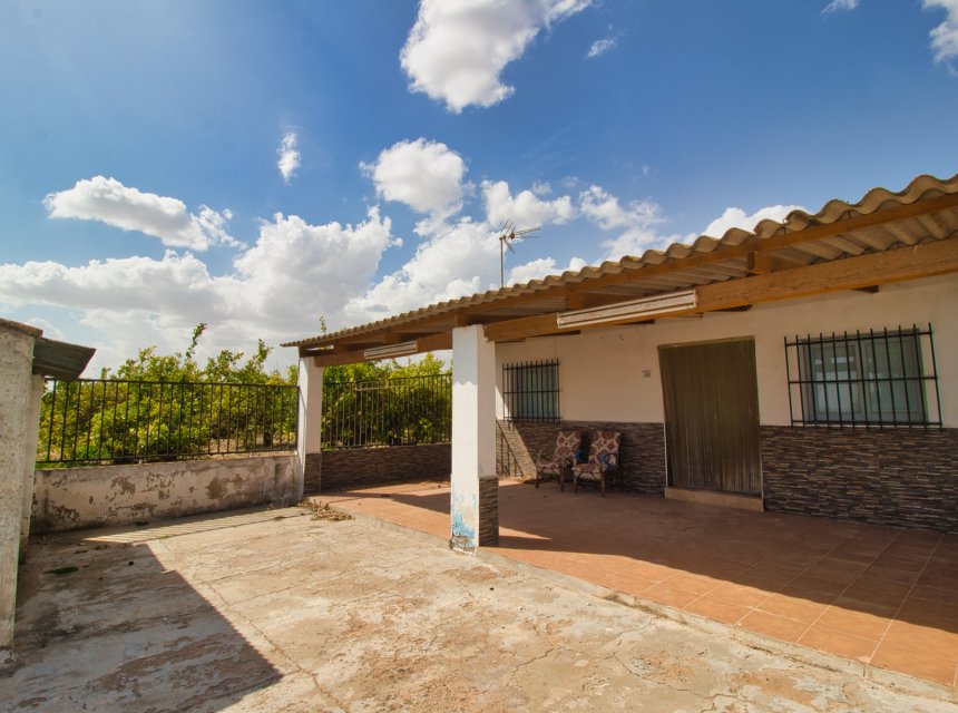 Resale - Country Property -
Albatera