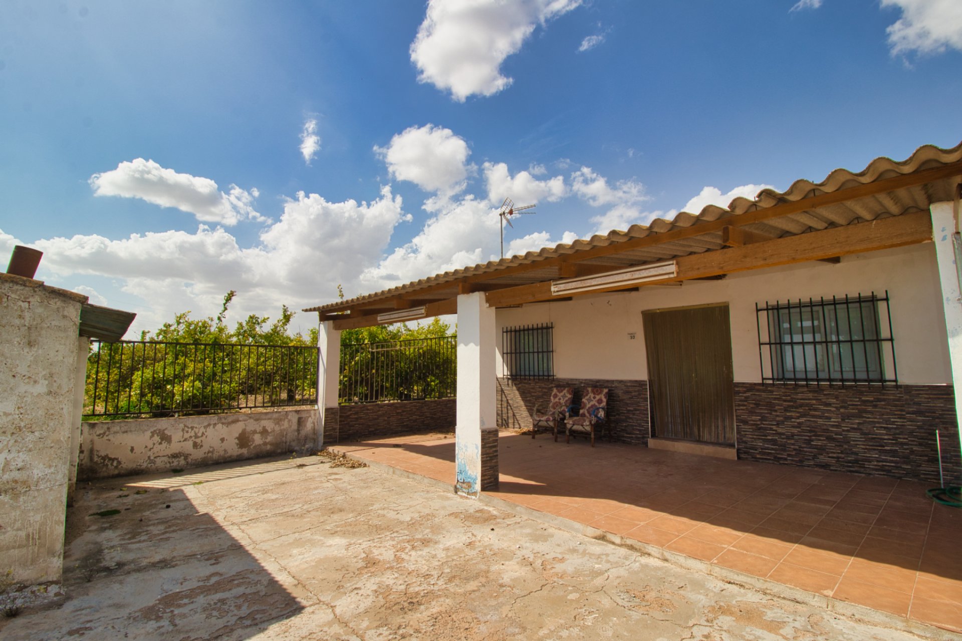 Resale - Country Property -
Albatera