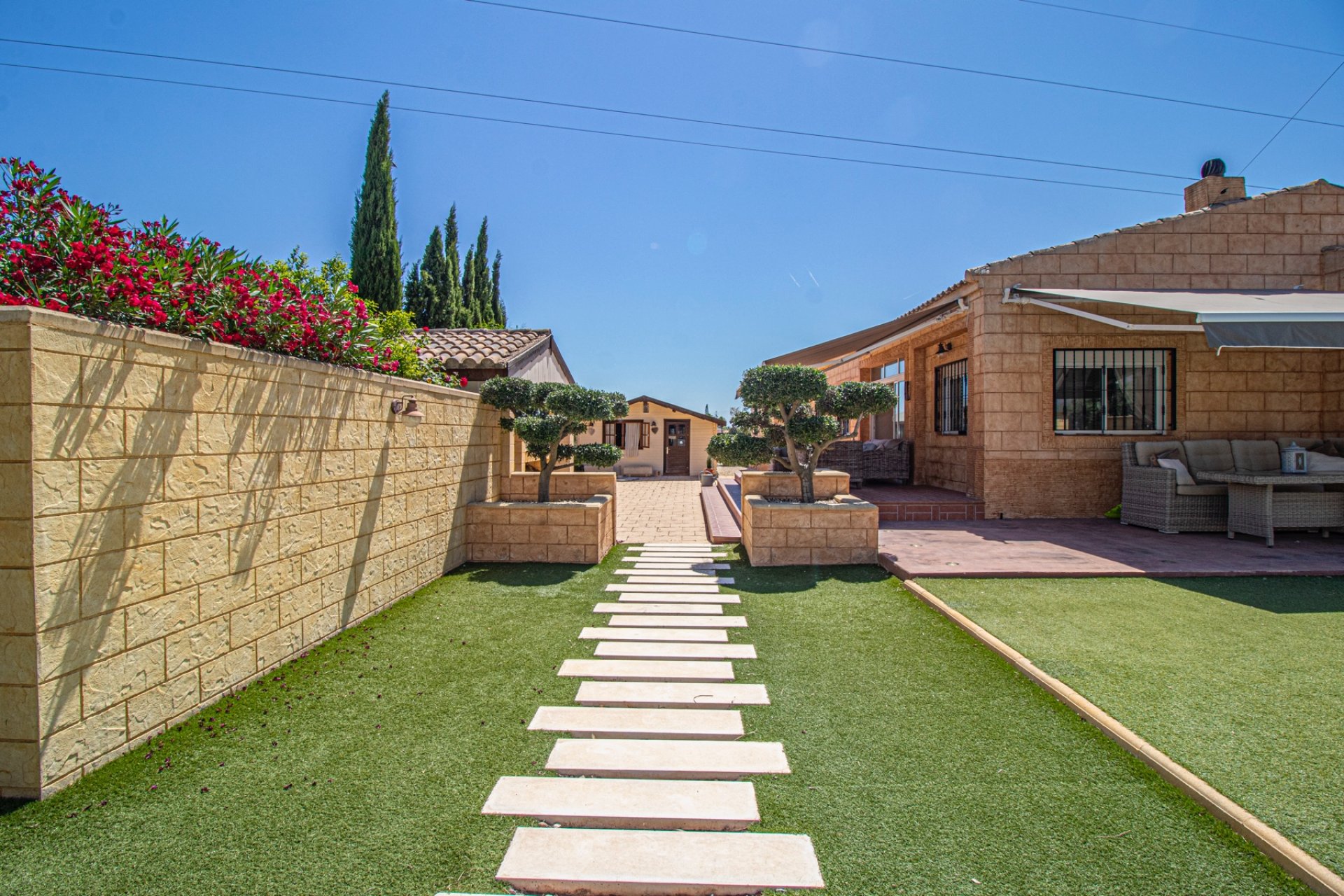 Resale - Country Property -
Albatera