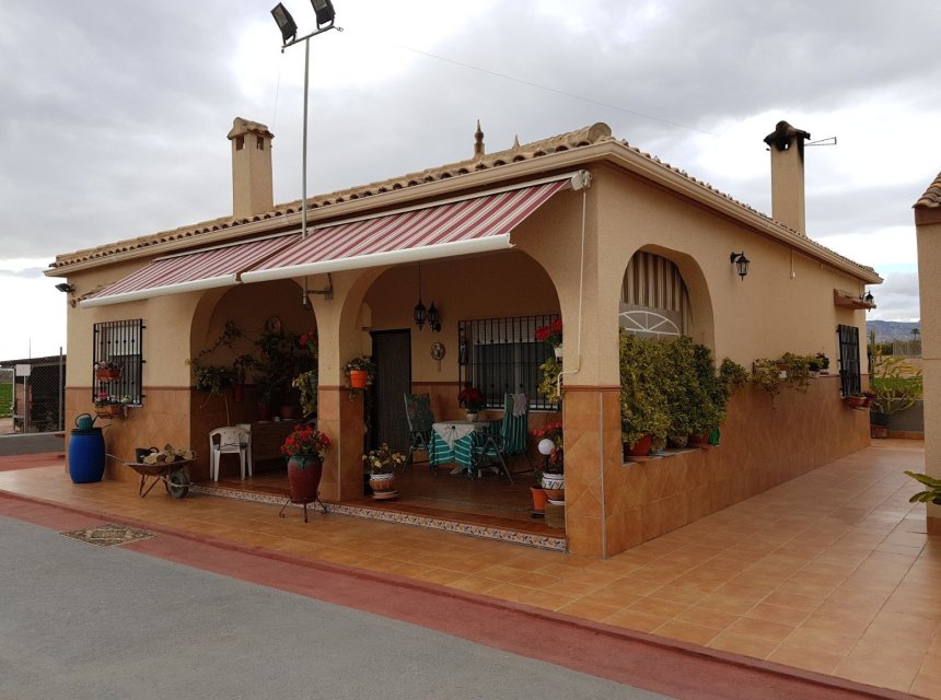 Resale - Country Property -
Albatera