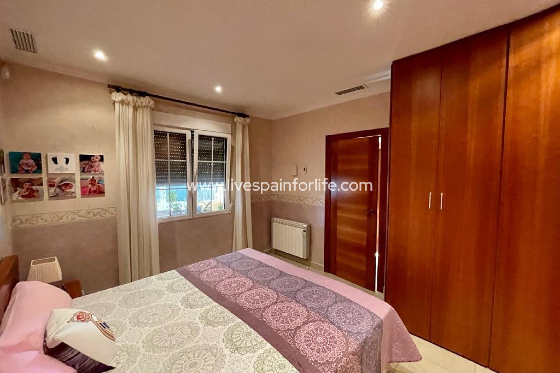 Resale - Country Property -
Albatera