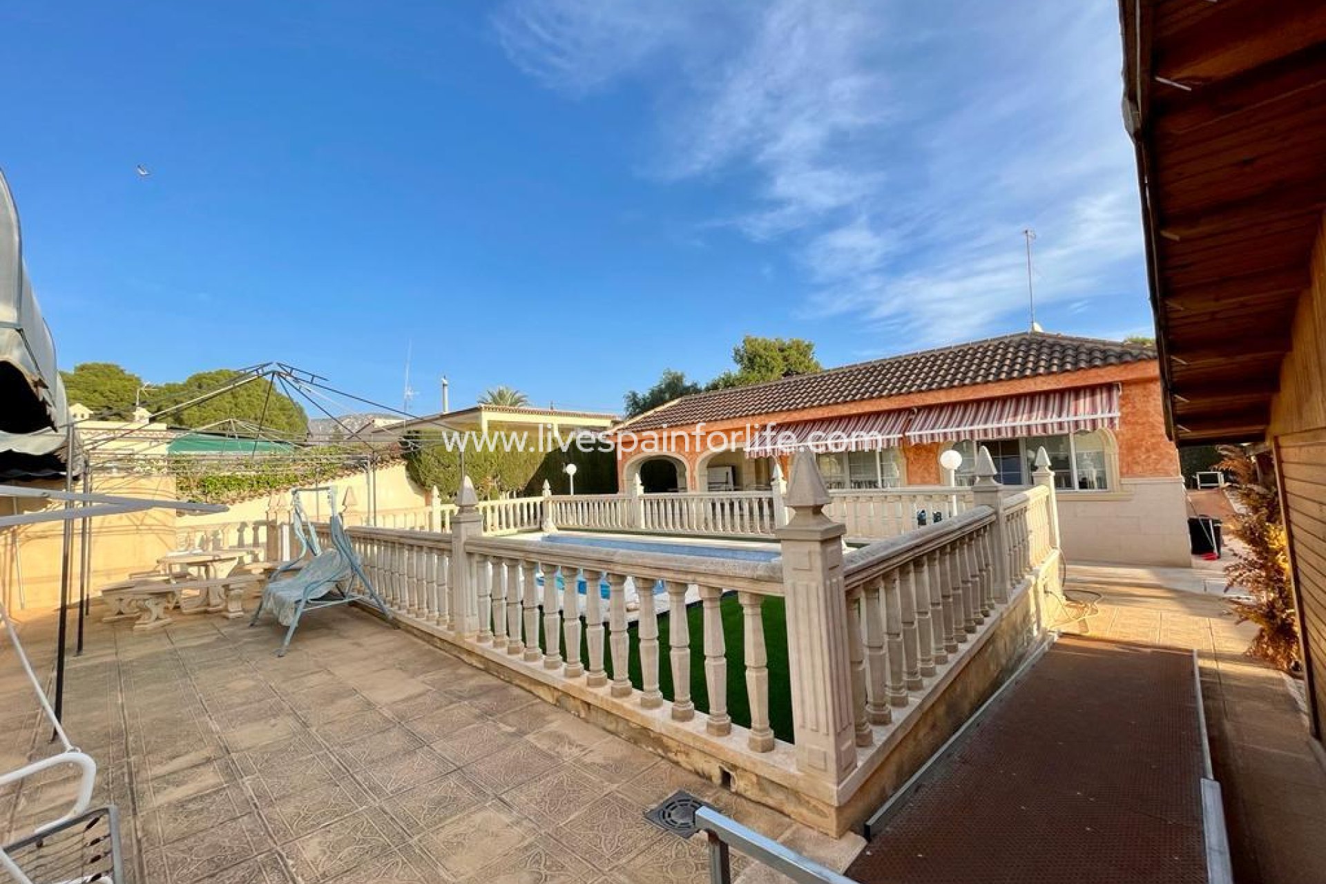 Resale - Country Property -
Albatera