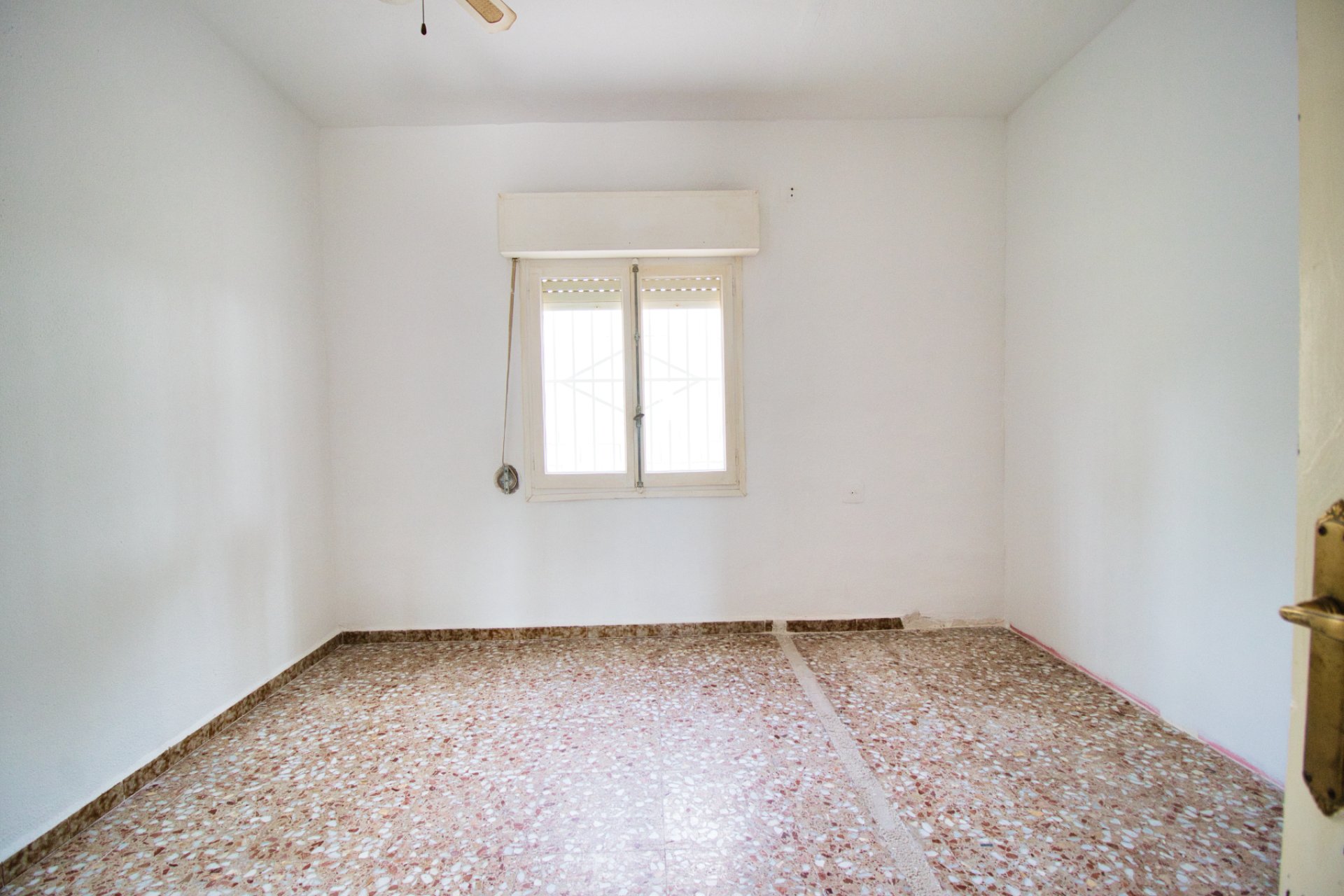 Resale - Country Property -
Albatera