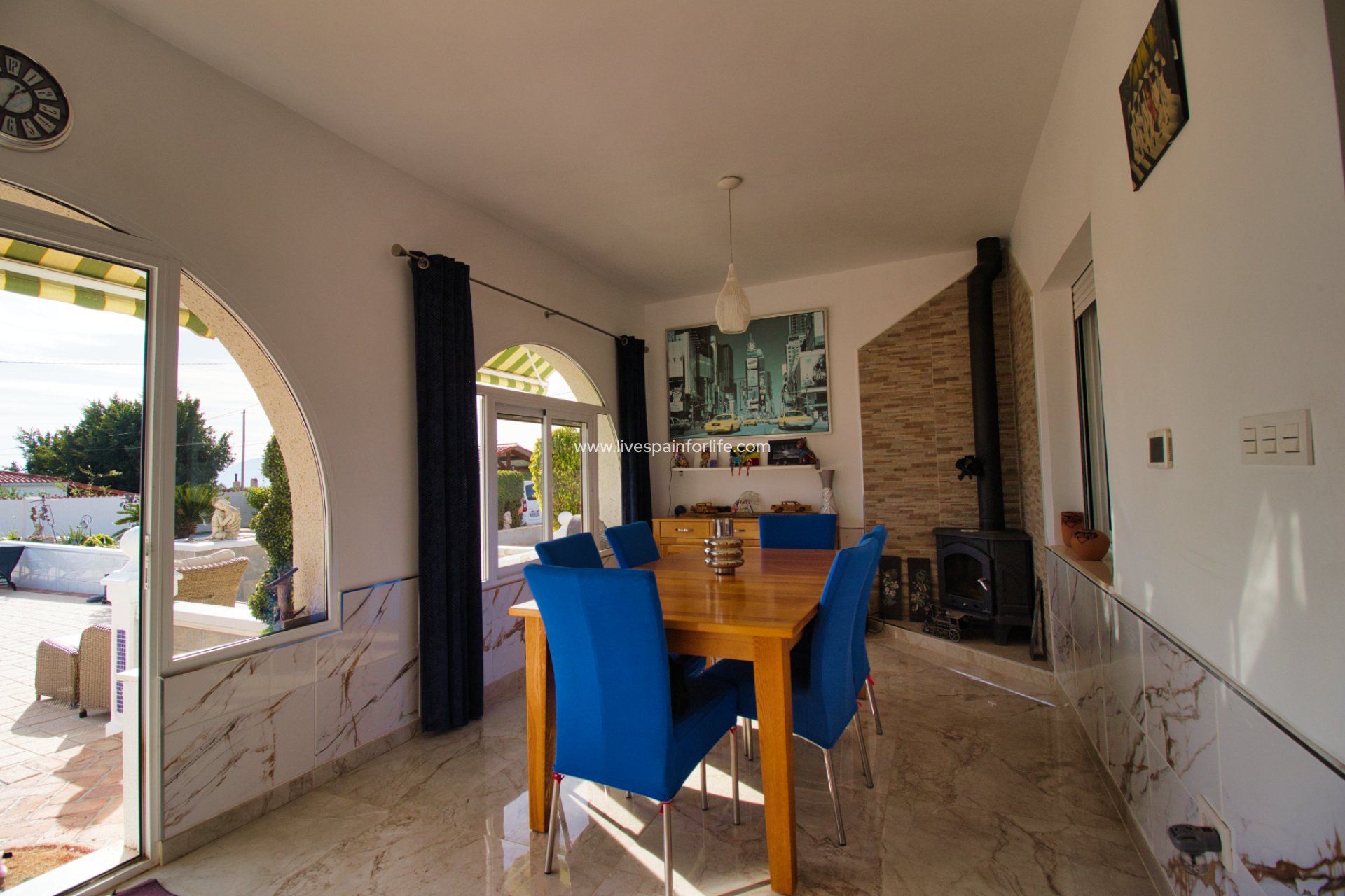 Resale - Country Property -
Albatera